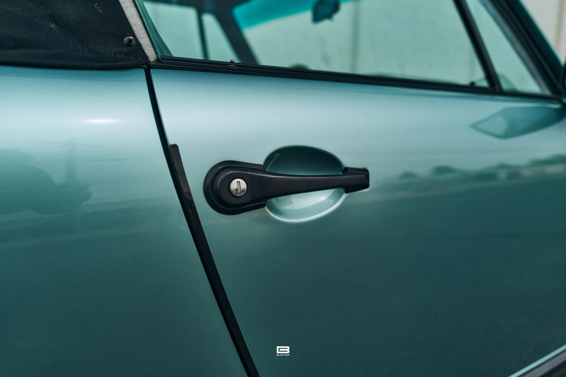 mph032_3597839446_69d96d773283a00ea4ff0eb0_L1210243_a4091eb731