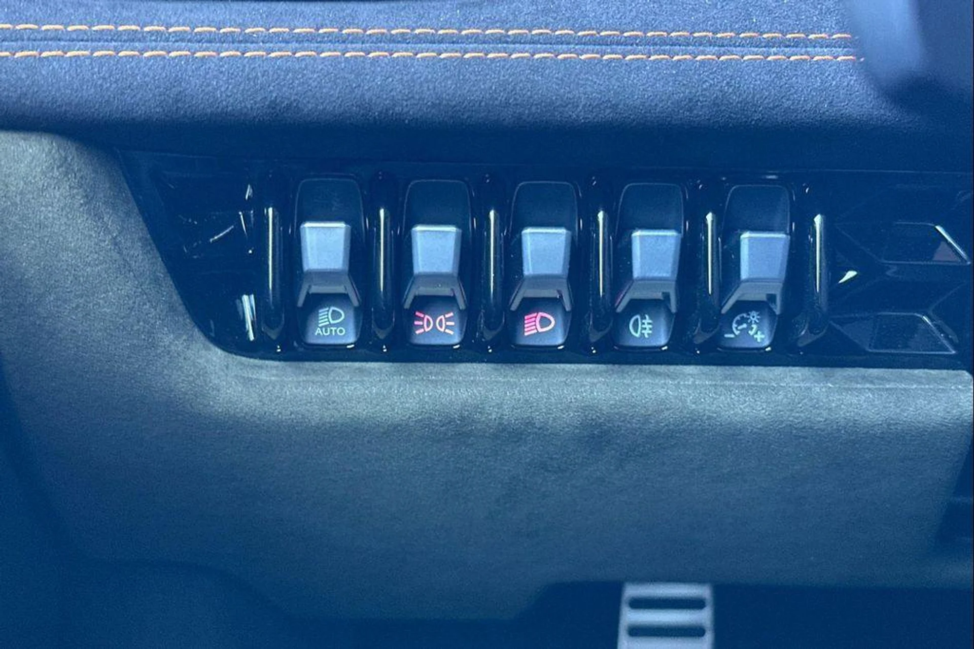 mph032_3603046576_Ywnd_C_Xla_ATTX_9_Uf5xb_Ma_j_C_Rz_WA_0e0989b6c0