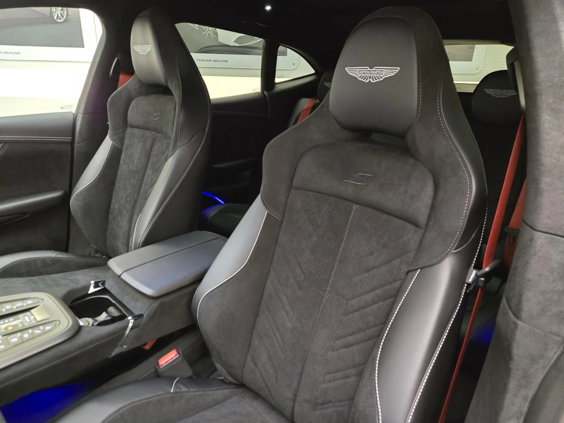 mph032_3607434683_New_2026_Aston_Martin_DBX_S_1776143675_9a0178983c