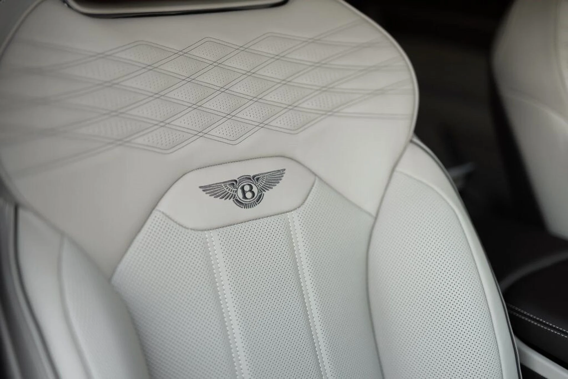 mph032_3610089216_2f0dd7c1184225cd16c6e0514d9c0f4fx_a53388f9b5