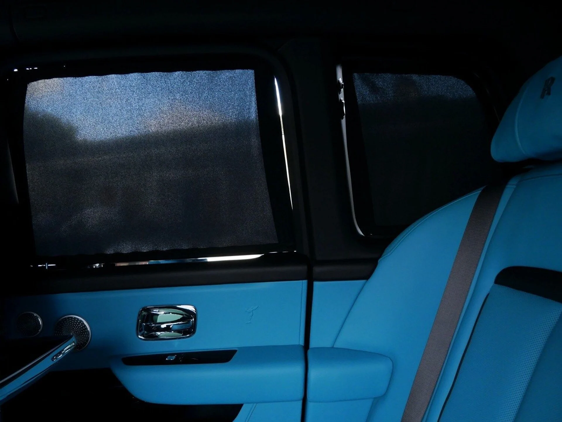 mph032_361435871_392fb33ad00b2a9930e08656a016a962x_33ab8baba1