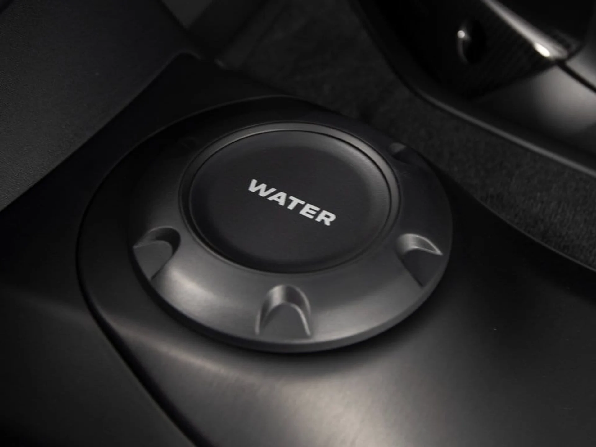 mph032_361536651_5b25e5e898ecdc9f051a3bcc793e3dbdx_1b42c3c1d1