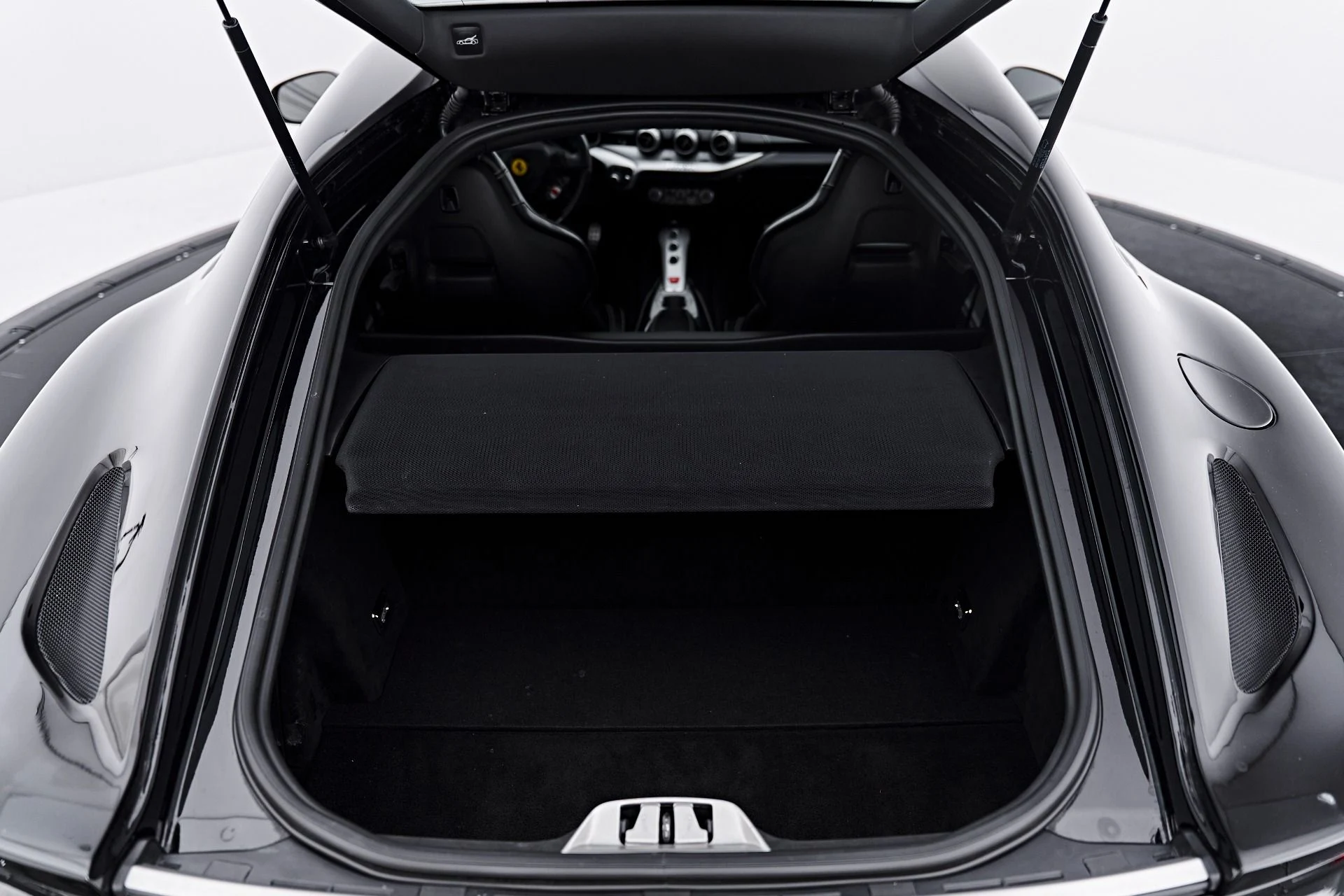mph032_3616134385_Used_2015_Ferrari_F12_Berlinetta_1790206524_f409a4ff43
