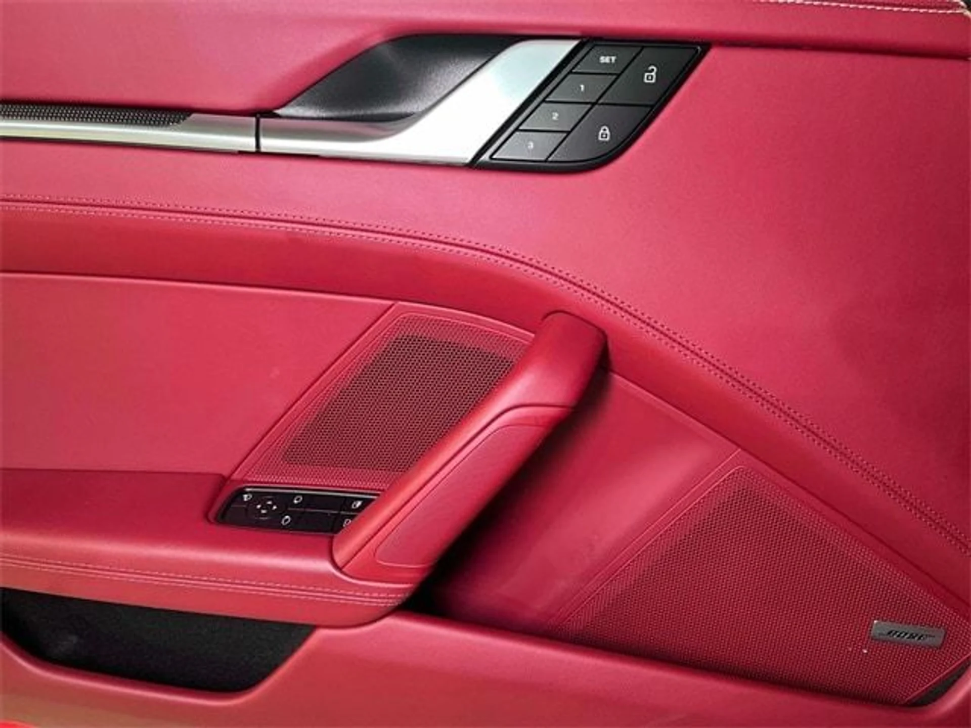 mph032_3619559601_4460c3c0365cab845c0c354e760fc1eex_8a594b4433