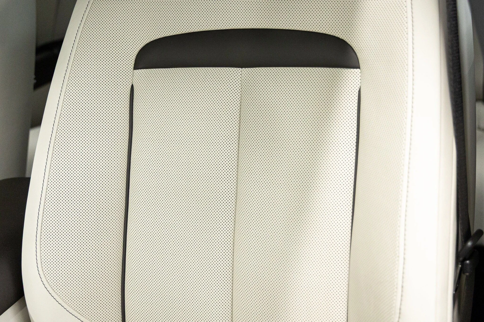 mph032_3621306596_57ad92ae7e9c4d8c73d82d5be6f323adx_48be4a7ca6