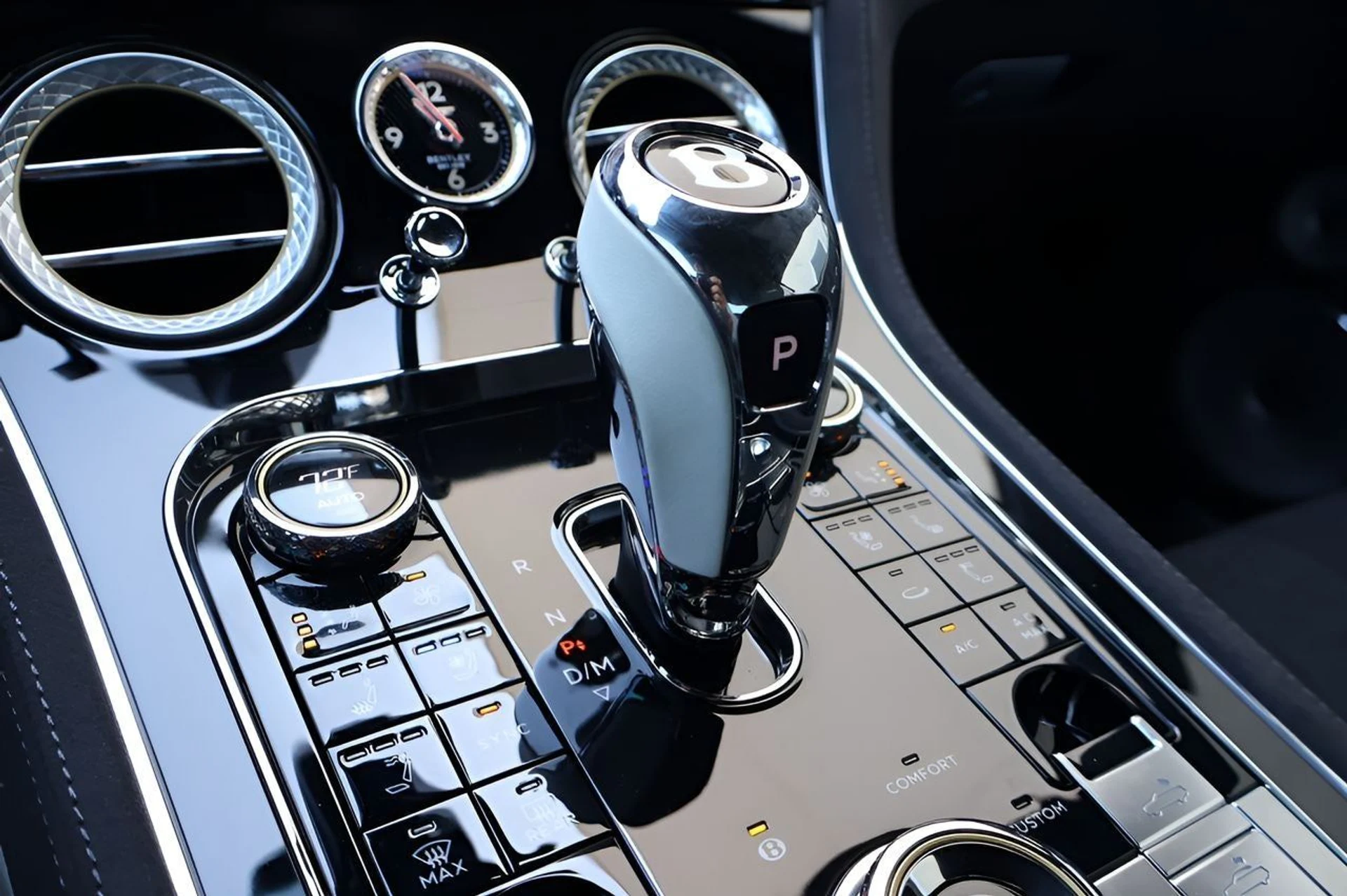 mph032_3621431478_33_f2c2e80fb2