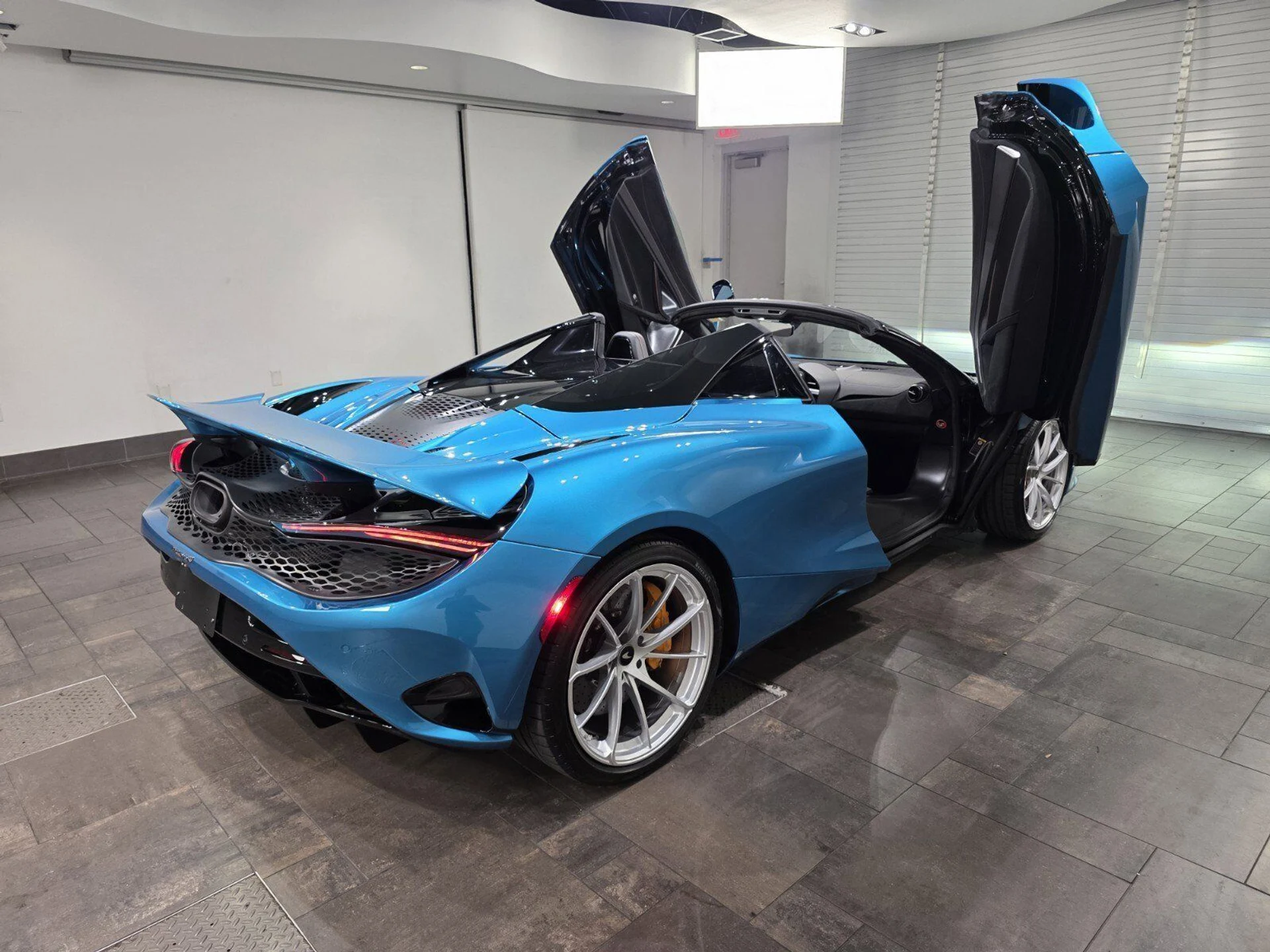 mph032_3624624563_4af1b6c5a2d42add30332331624666a2_2ee401e27b