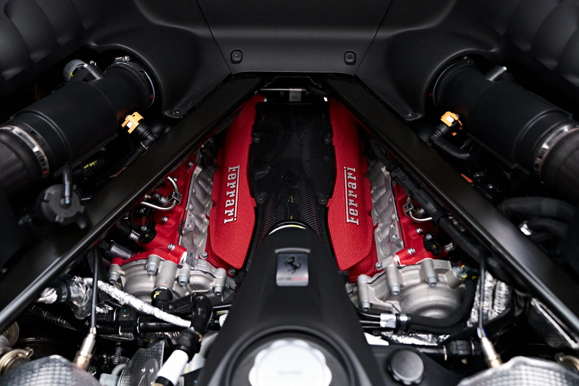 mph032_3628208644_Used_2023_Ferrari_SF_90_Stradale_Base_1757439895_036ccae448