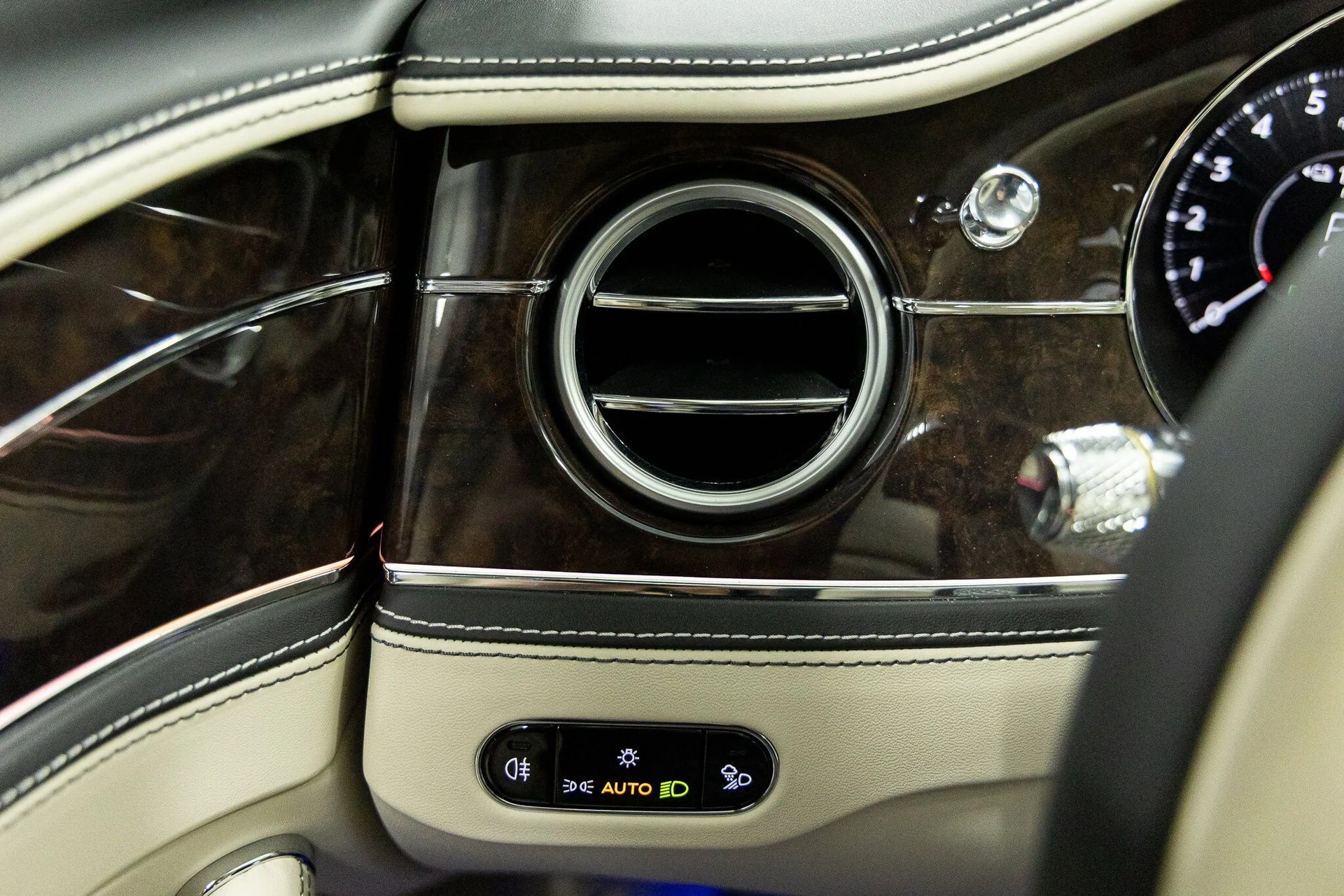 mph032_3637960639_05658c1a7d9fb1d894b836fee583d4cax_a67059f07d