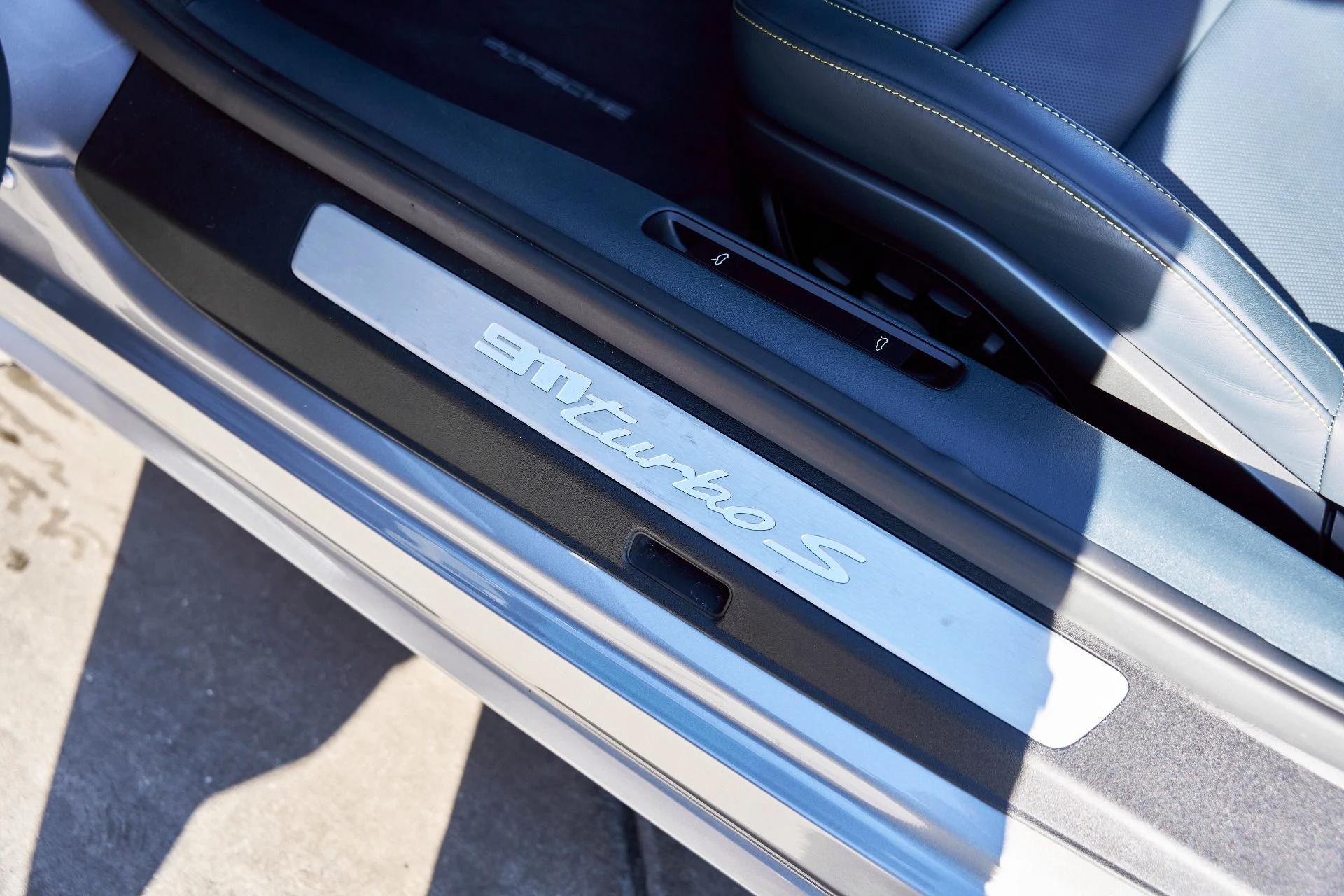 mph032_3648353542_Used_2024_Porsche_911_Turbo_S_1768438277_bc14e861ac