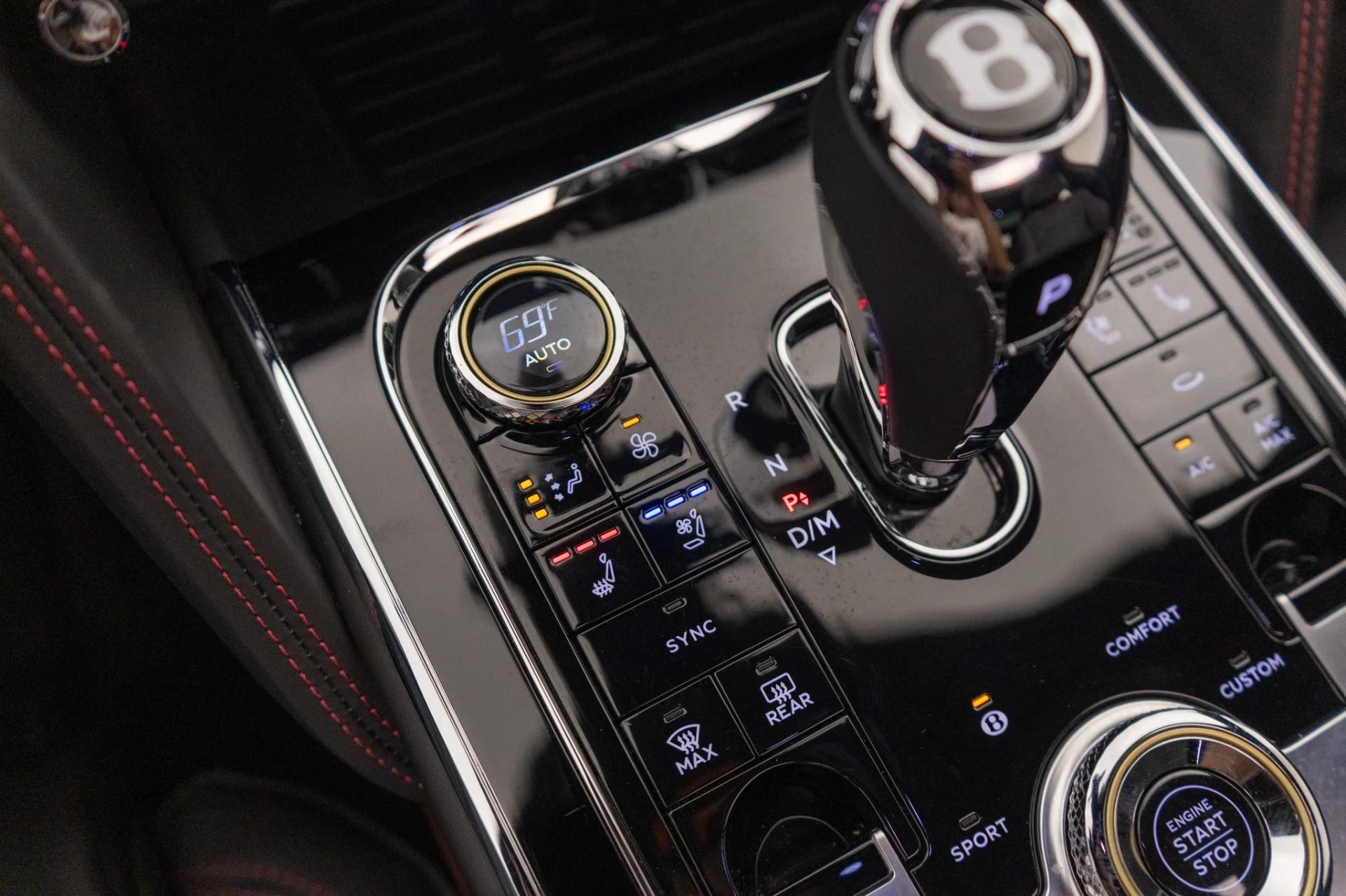 mph032_3649803424_Used_2024_Bentley_Flying_Spur_Edition_8_243_K_MSRP_Rotating_Display_Panoramic_Roof_1782501825_b952b735c3