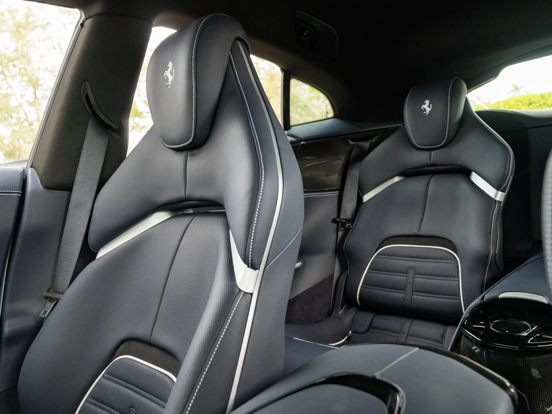 mph032_3653226906_Used_2025_Ferrari_Purosangue_AWD_1768385486_54c00f8b6e