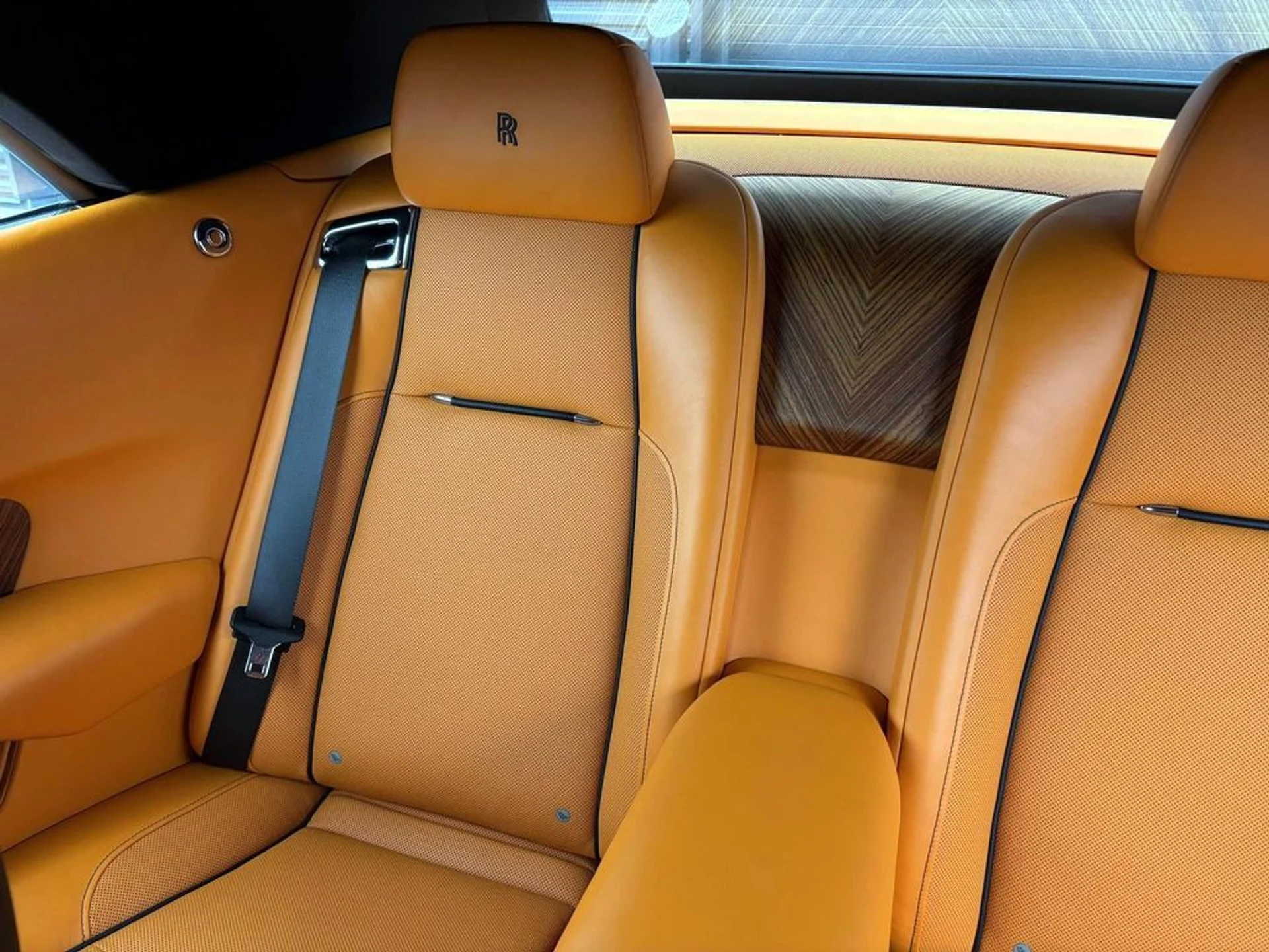 mph032_3654215265_d18910baf98f774bd9434d14b2ddba25x_f3ee427128