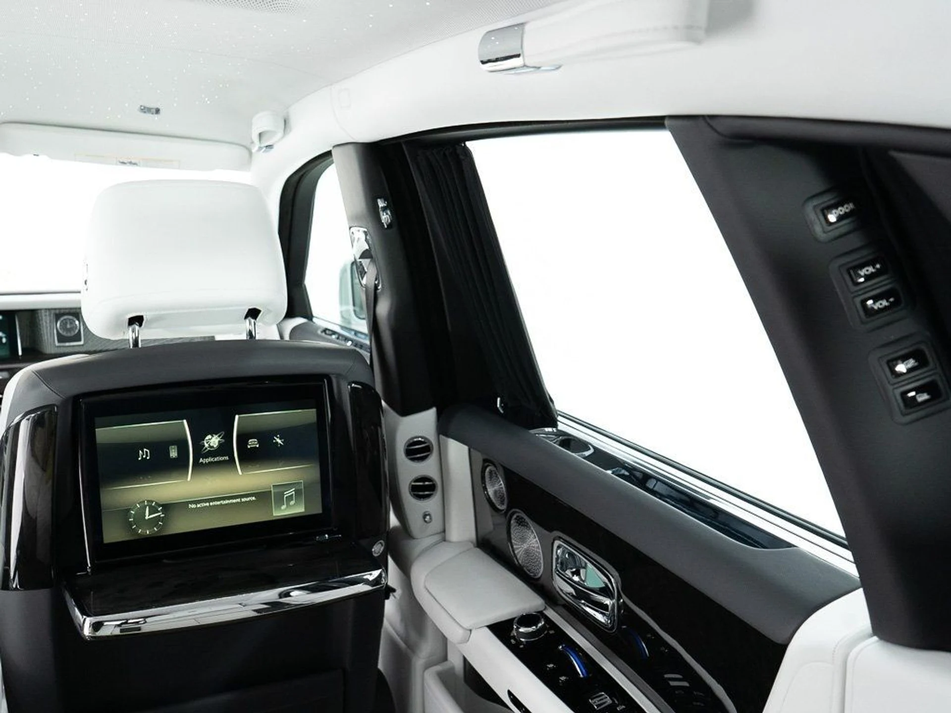 mph032_3664287278_fee5df8442eb6fd3b75b15e4018b2d87_6997334389