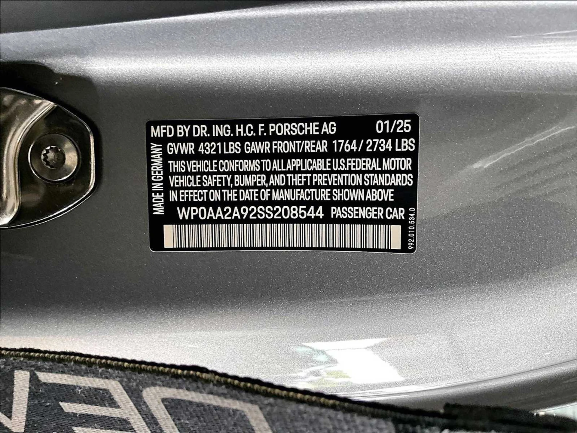 mph032_3667509452_06b8a867c836054f256af5eb7dba1cacx_ec5d3e2928