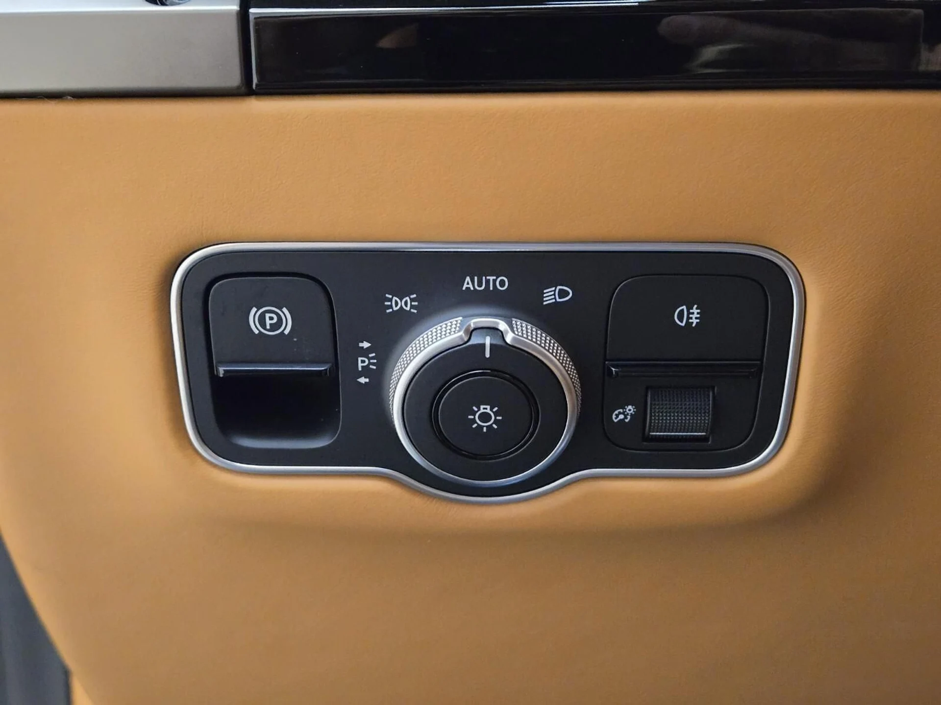 mph032_3667626966_New_2026_Aston_Martin_Vantage_S_1776403032_e7e19f2f62