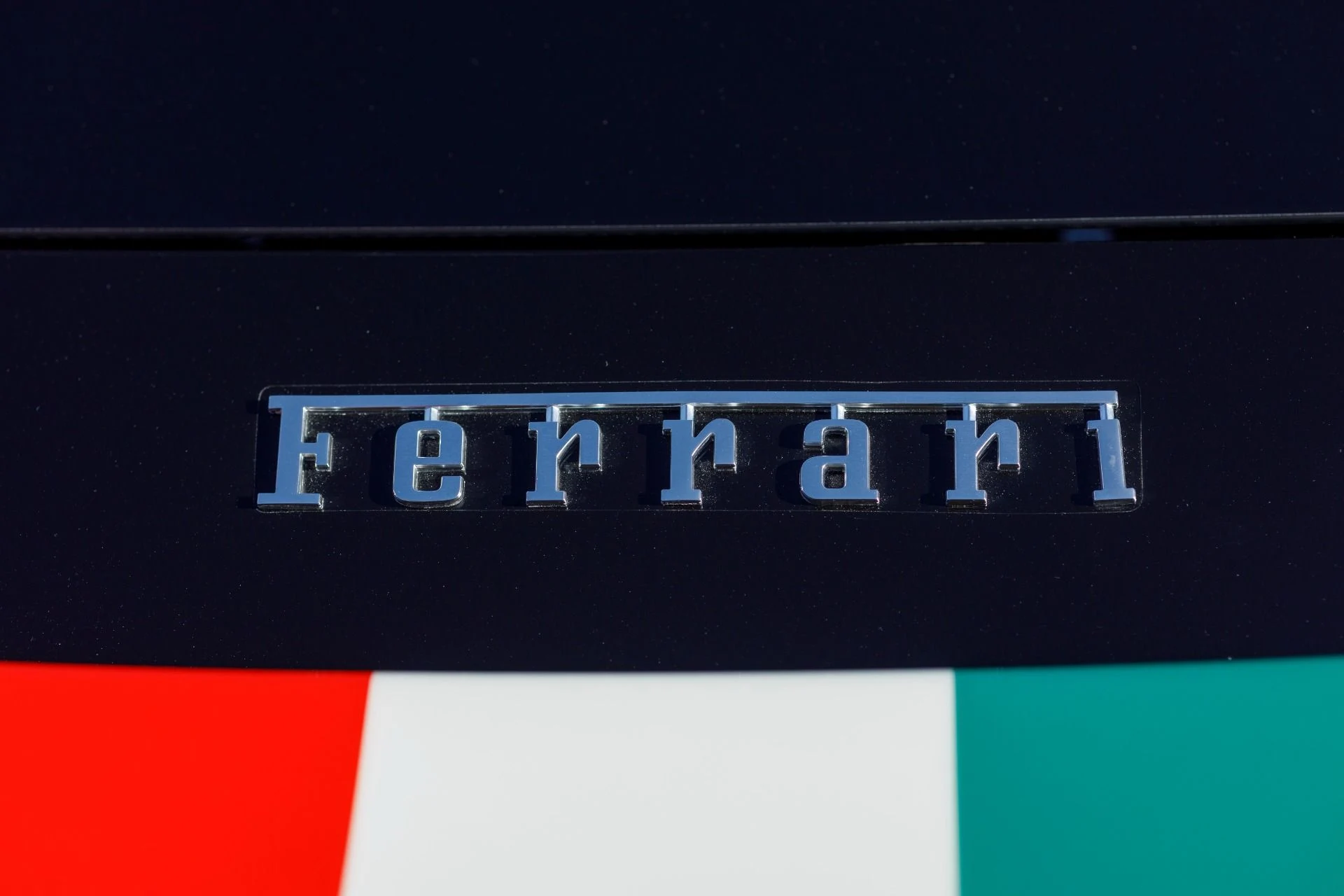 mph032_3669753524_Used_2020_Ferrari_488_Pista_1765914948_a7f54a56ec