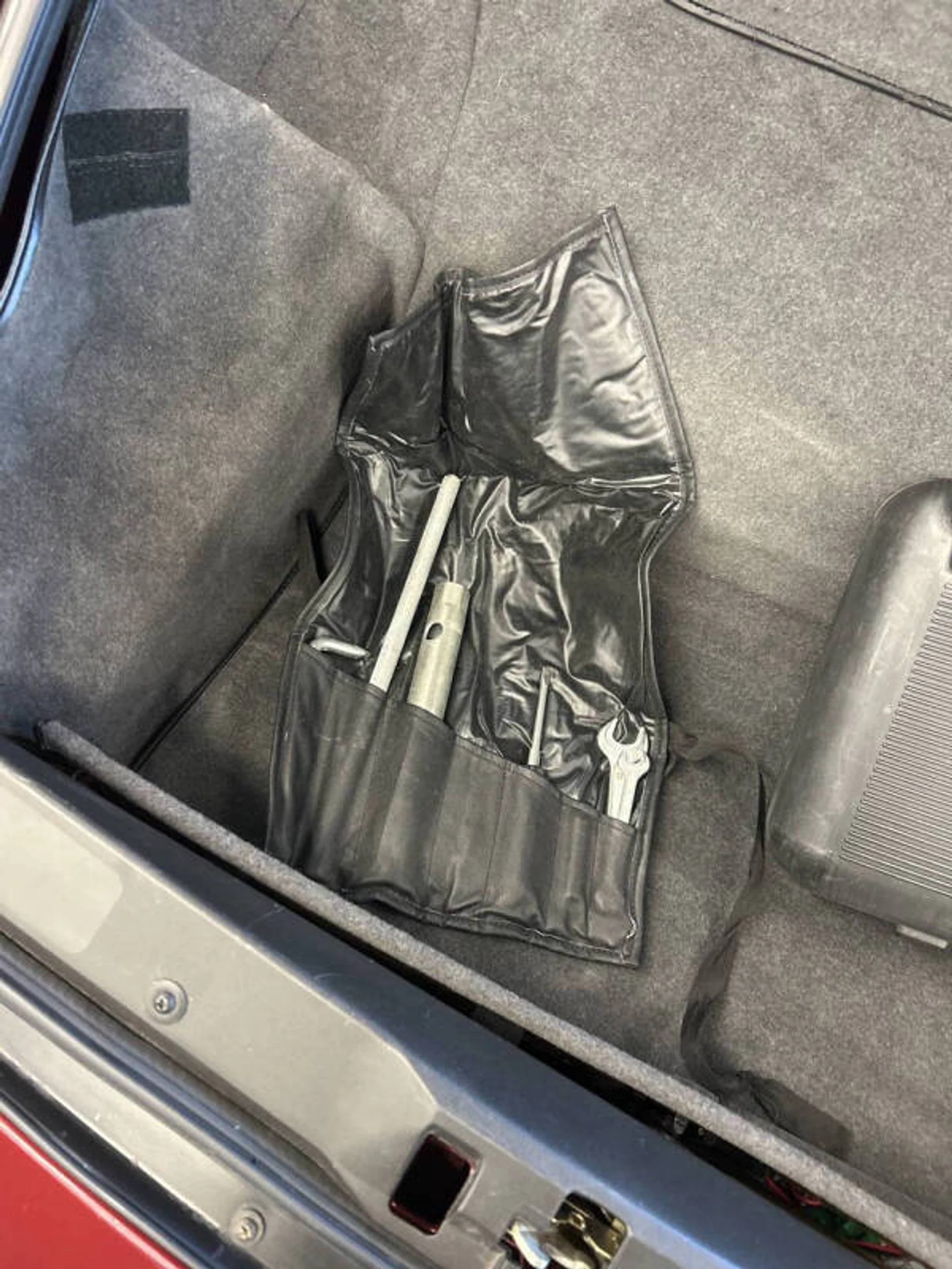 mph032_3673741114_1997_porsche_911_carrera_2dr_convertible_e834f248f9