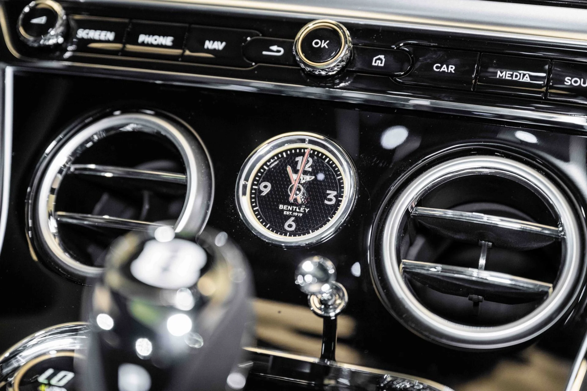 mph032_3675251671_Used_2024_Bentley_Continental_GT_Speed_1719081960_60cf5855de