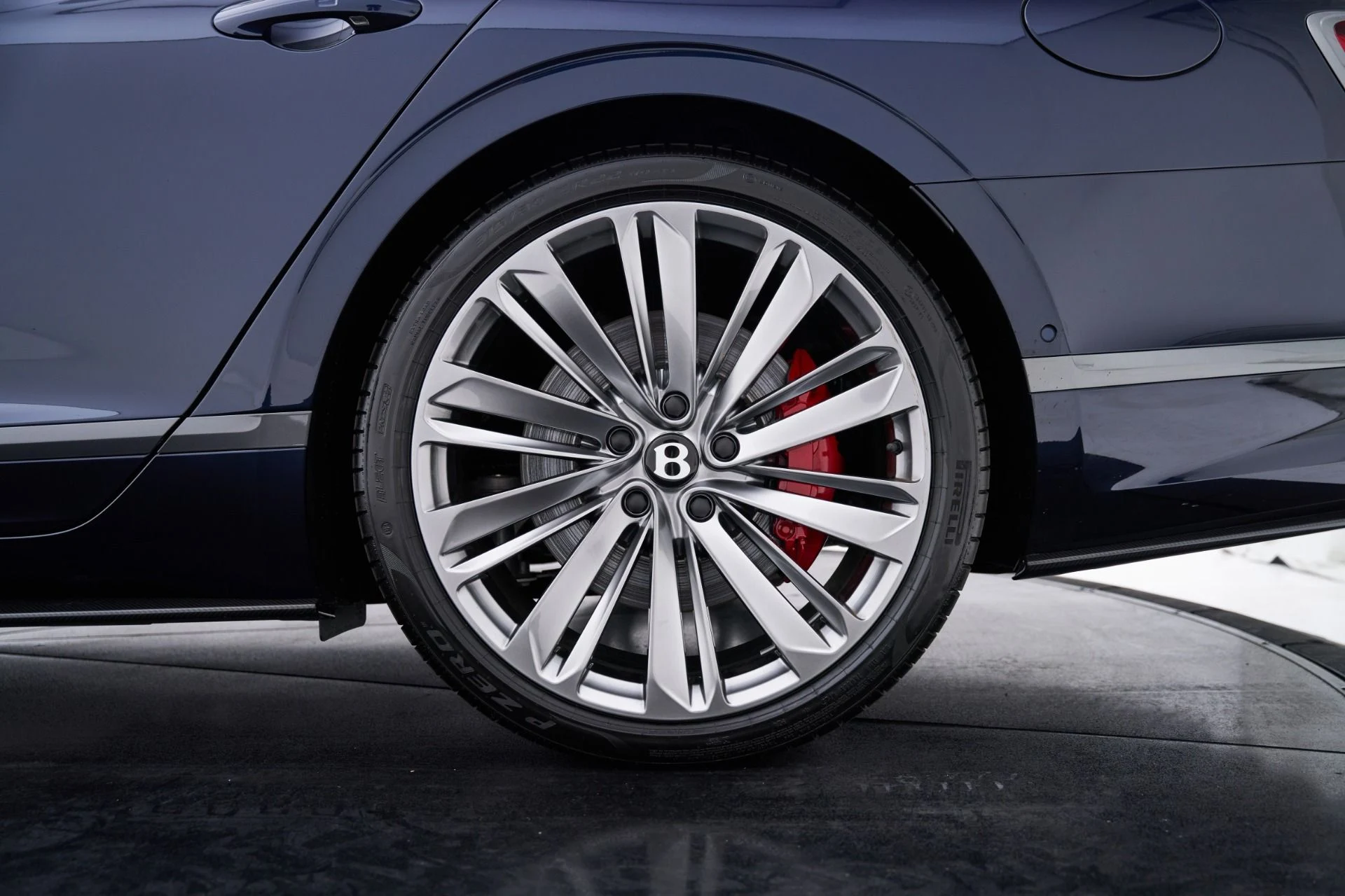 mph032_3678207658_Used_2025_Bentley_Flying_Spur_Speed_1793037834_8754274347