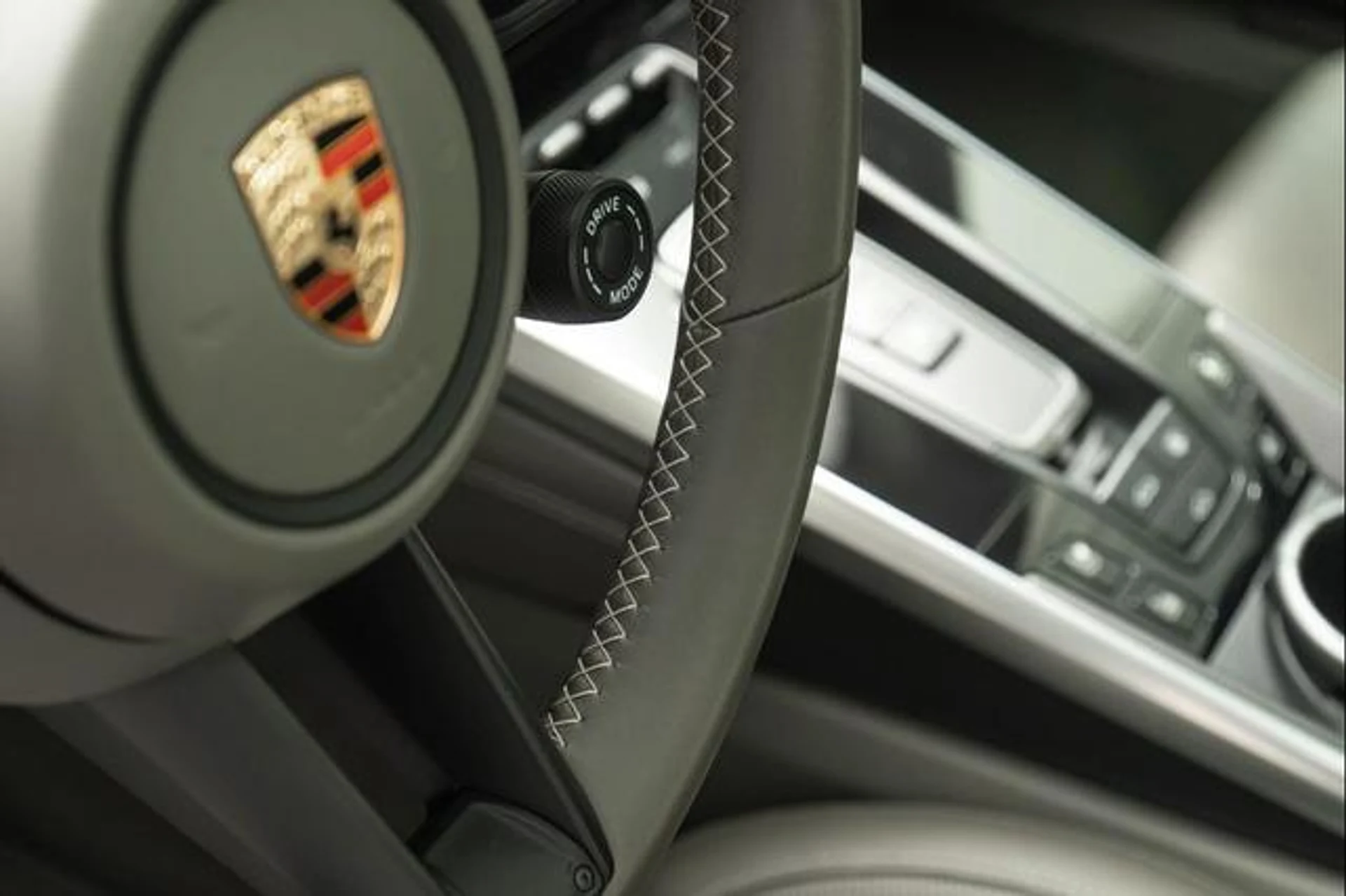 mph032_3680352276_Pz1kj57_J_7u_P44tw_W1_I_Sej_Qnq_M_c8945ffdd1