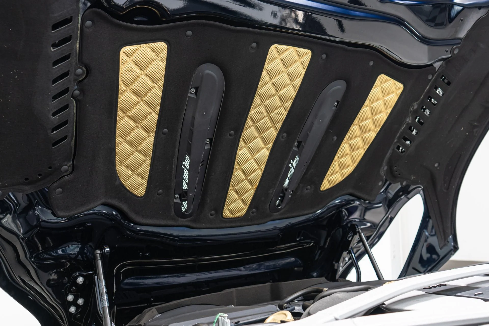mph032_3700945223_Used_2017_Aston_Martin_DB_11_V12_AMR_Engine_Upgrade_Nexus_Quilting_1790805341_aeb5dfb1bf