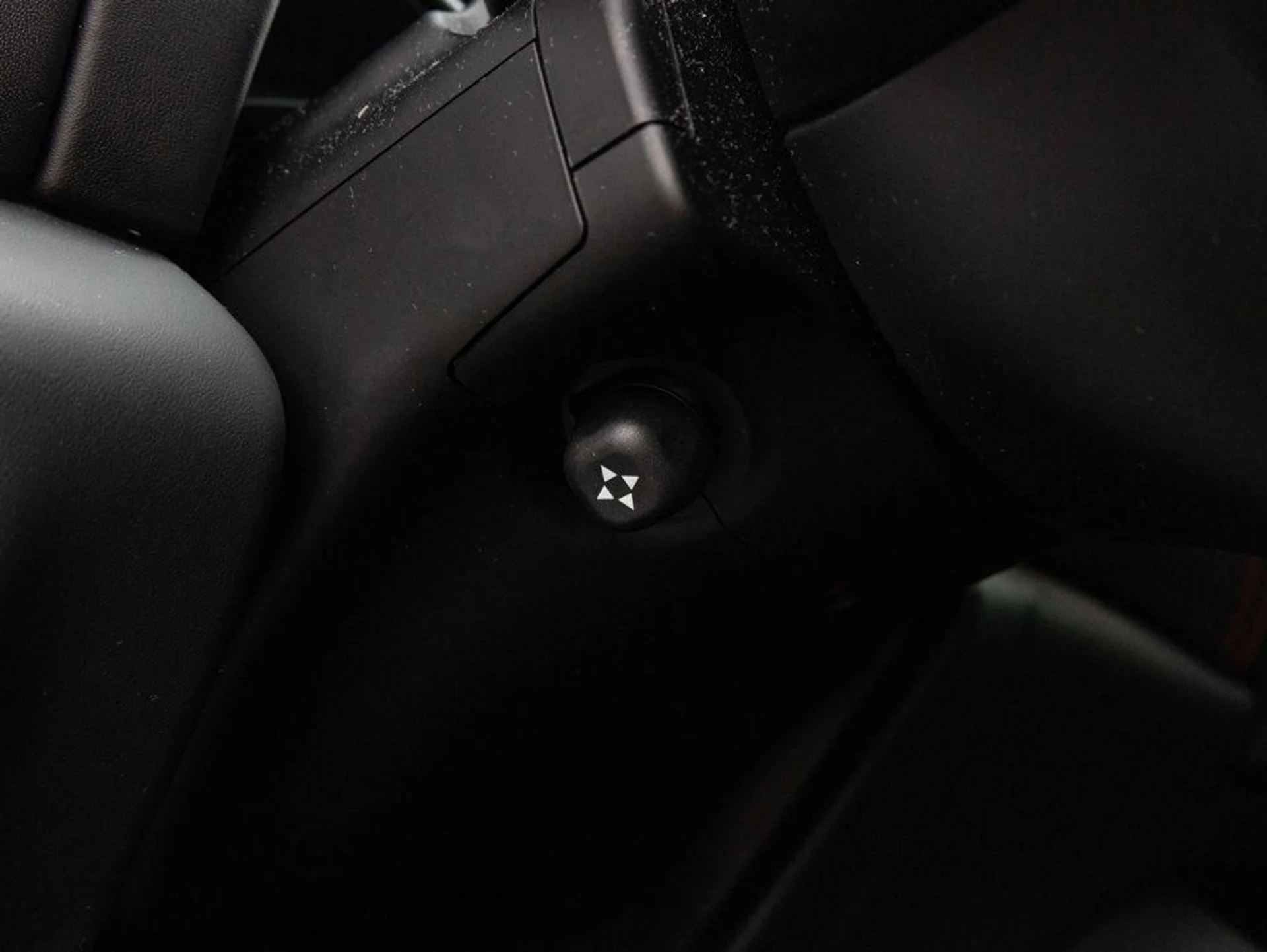 mph032_3719729789_490082366_697e1d89241a57c3178fffcc_e049cd978b