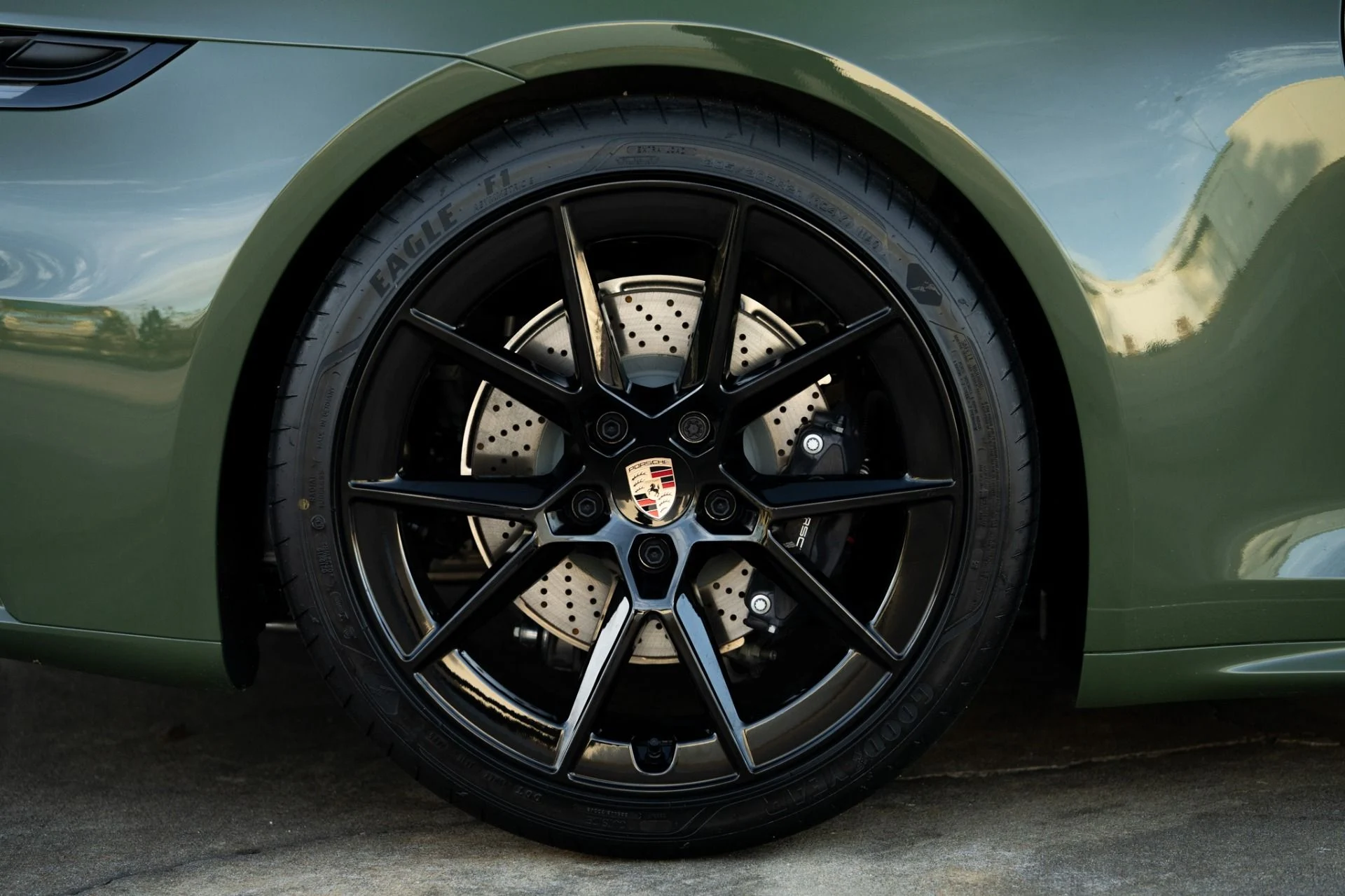 mph032_3722008313_Used_2026_Porsche_911_Carrera_T_Carrera_T_1768421850_166a1ecdfb