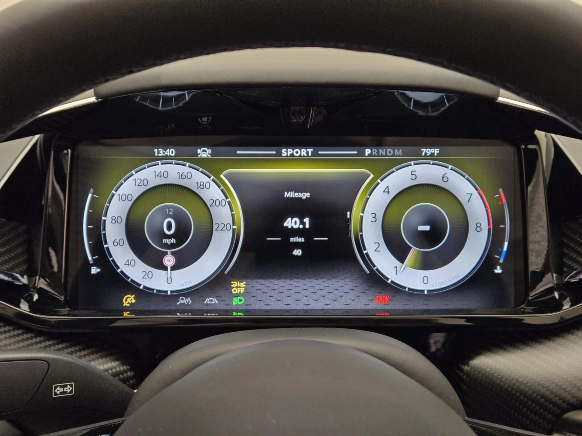 mph032_3722816919_New_2026_Aston_Martin_Vantage_1759816398_1eff37c0f4