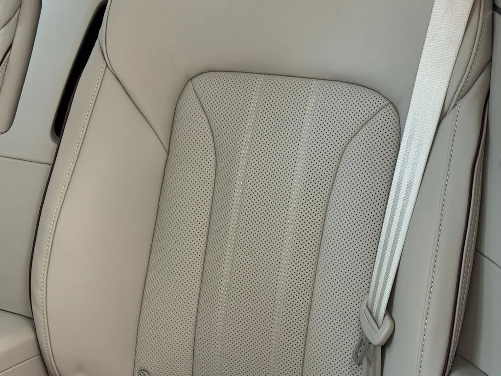 mph032_3726562330_cj1fen3sj3m8here8z46m7ija3nt_8645f7dd44