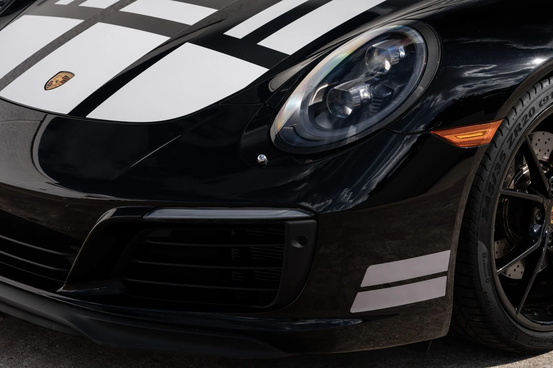 mph032_3729146798_Used_2017_Porsche_911_Carrera_S_1759960379_7ef1e8c15d