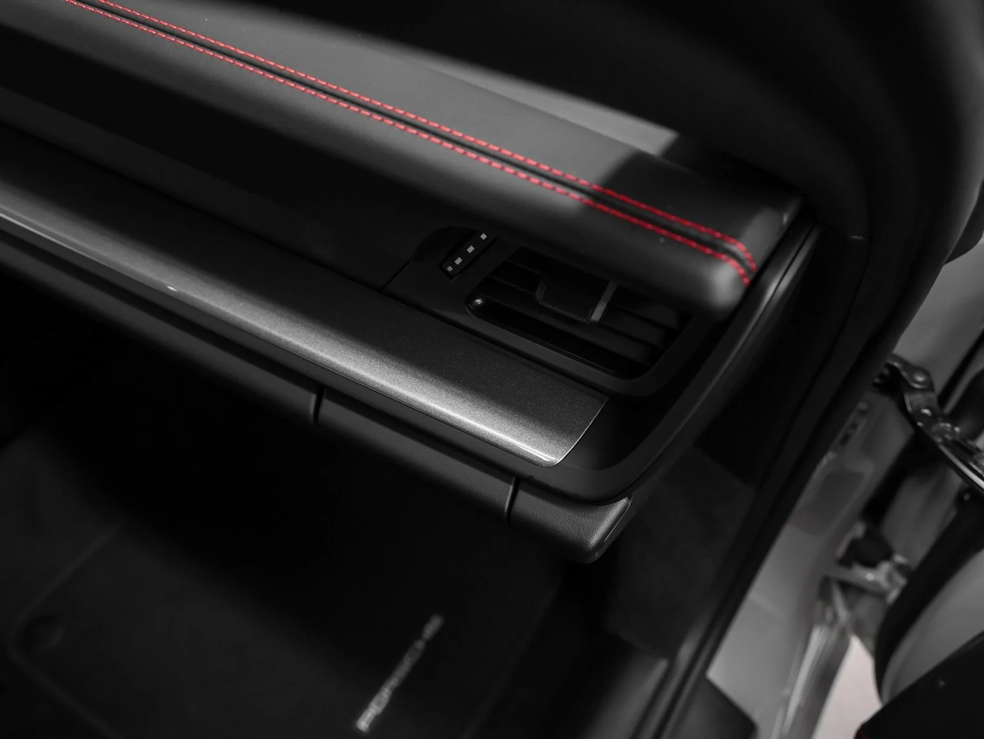 mph032_3730090141_33_95e277004c