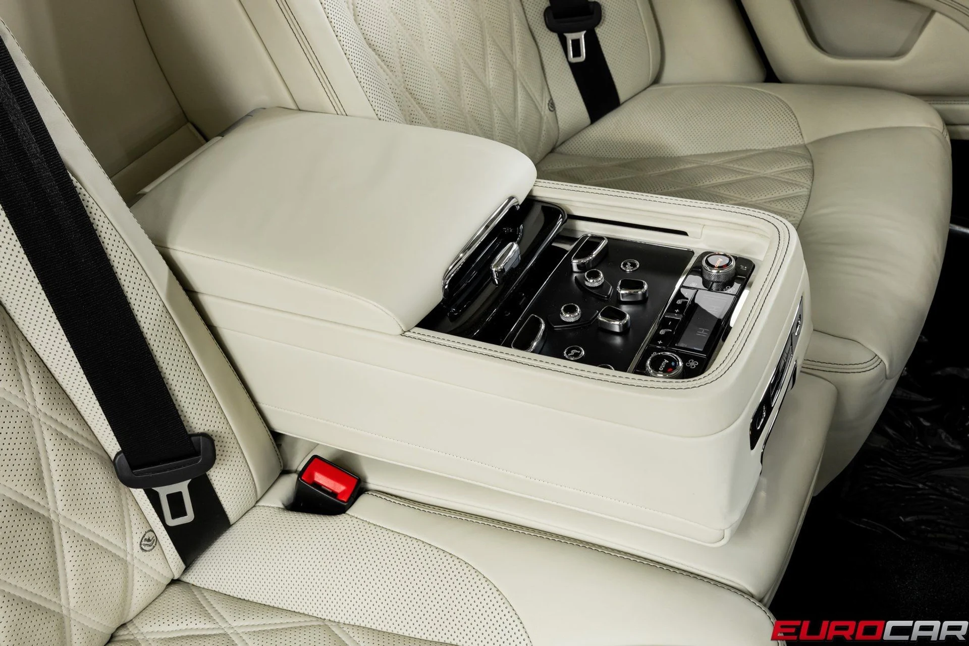 mph032_3734232665_image_33_0821ab2de3