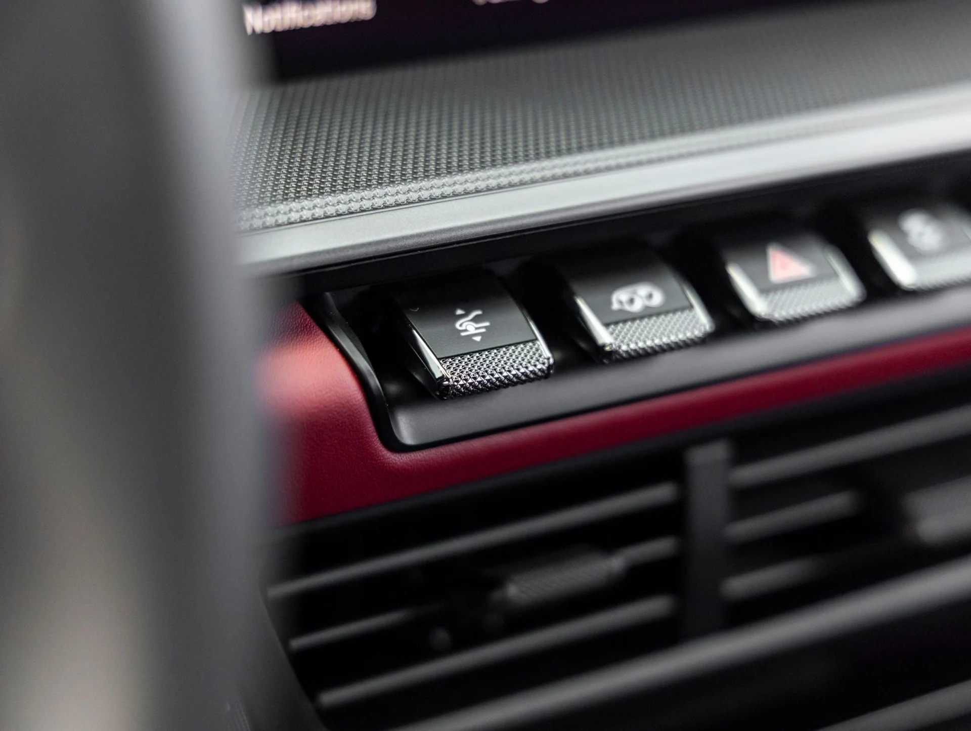 mph032_373734234_33_8f9f547715