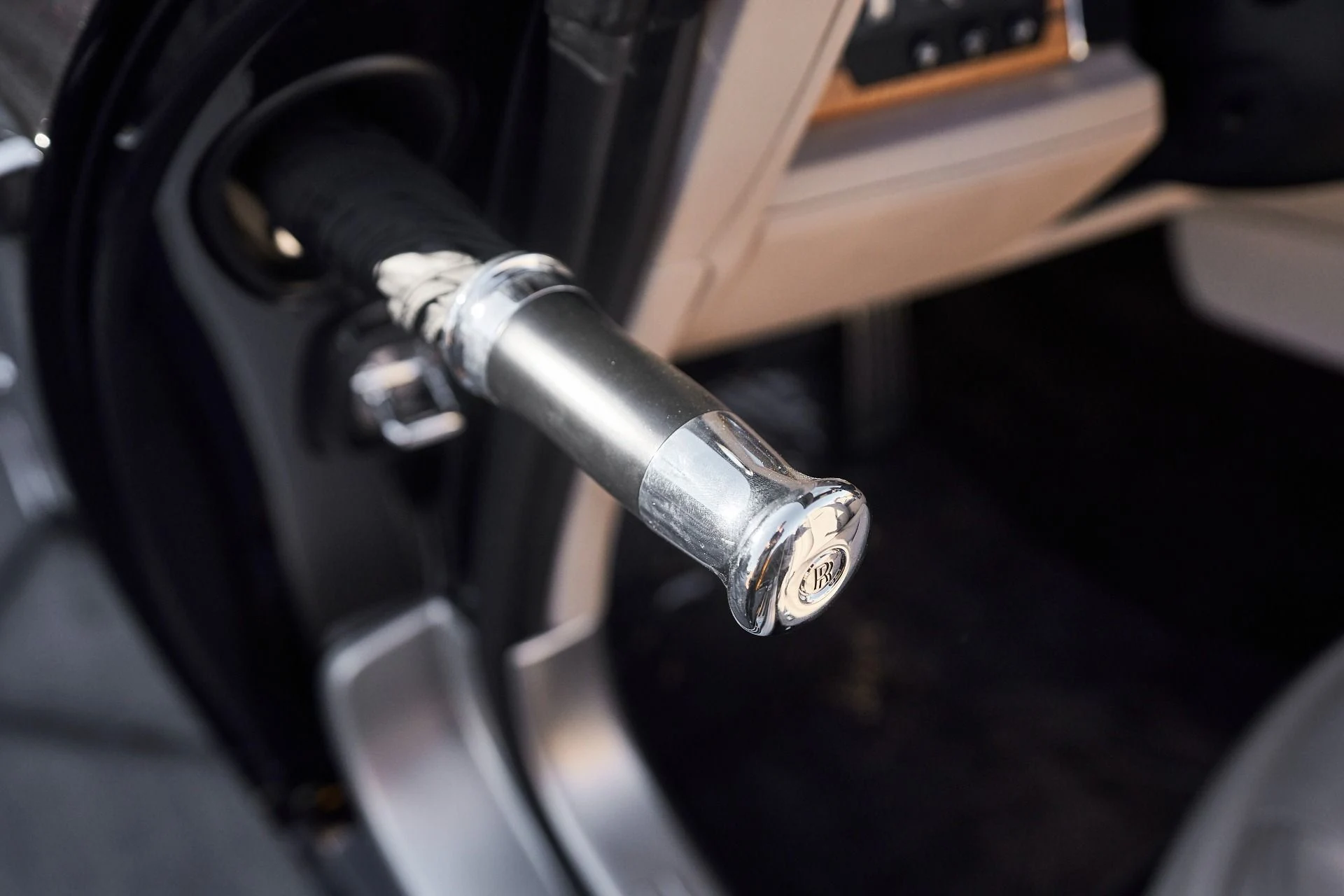 mph032_3750305189_Used_2020_Rolls_Royce_Dawn_Base_1762645818_a2c0b07703