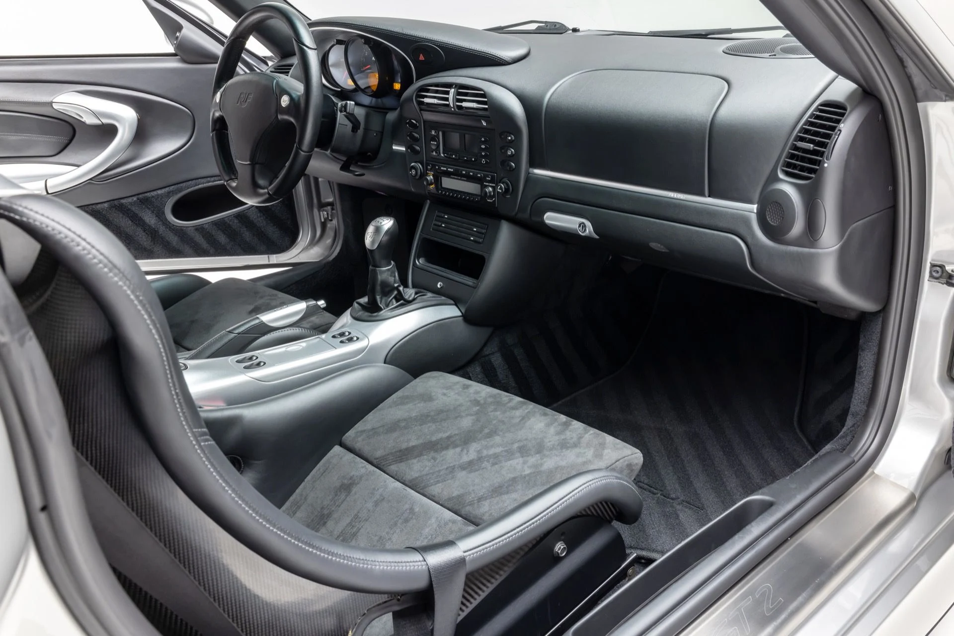 mph032_3755309373_13475_p33_l_9c1ad6b10e