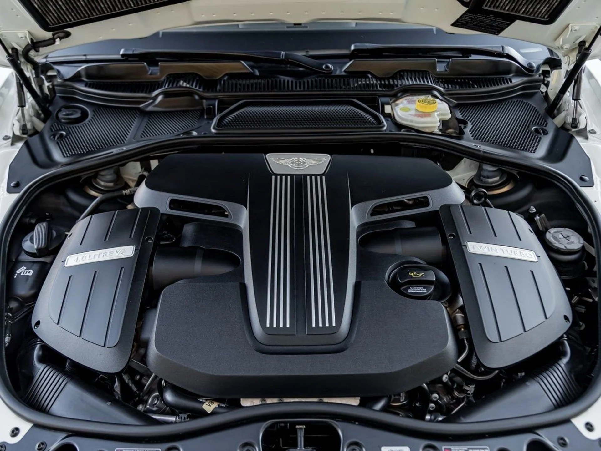 mph032_3761535768_33_37b50b70bf