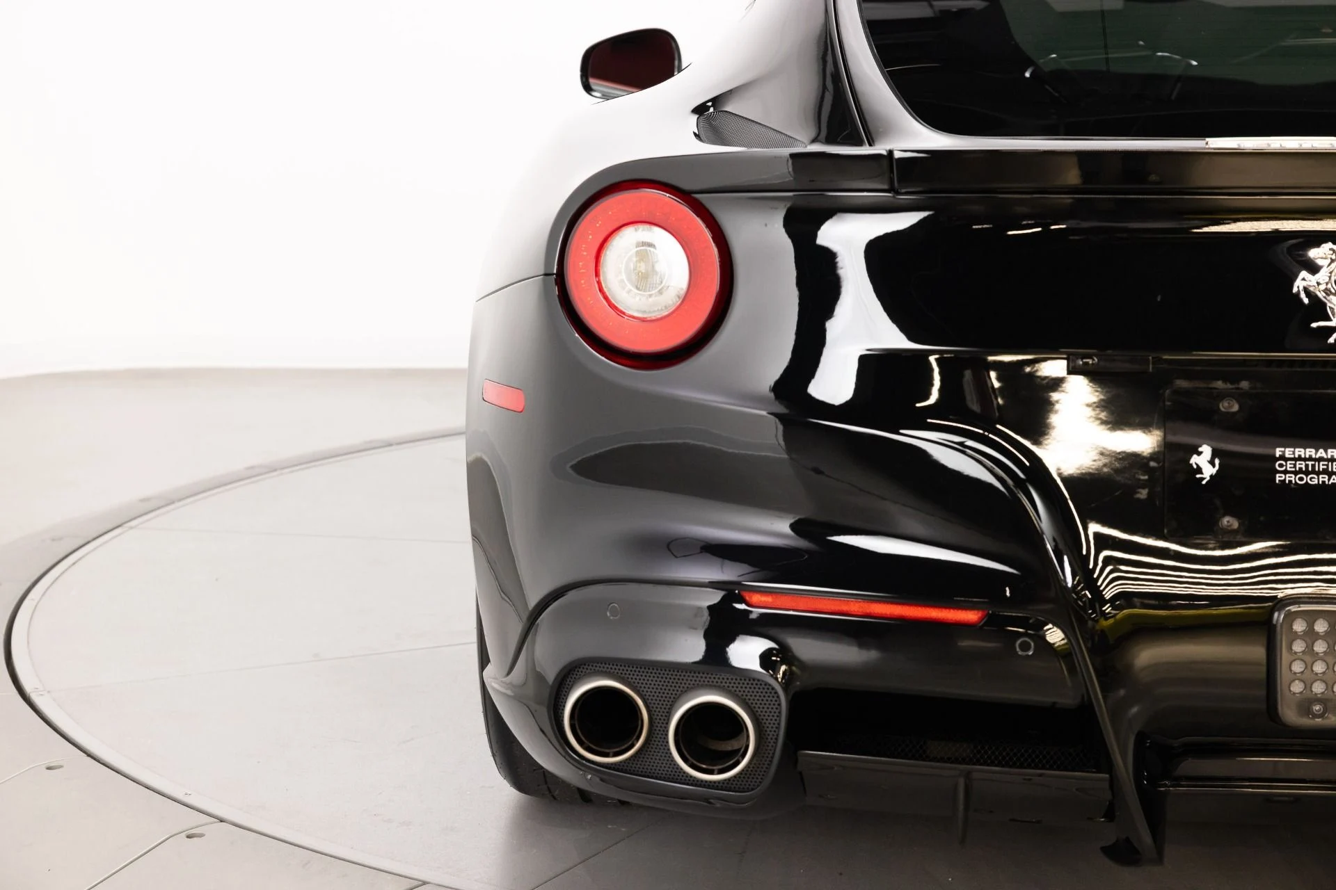mph032_376292371_Used_2014_Ferrari_F12berlinetta_1784559579_bf2fd3c6be