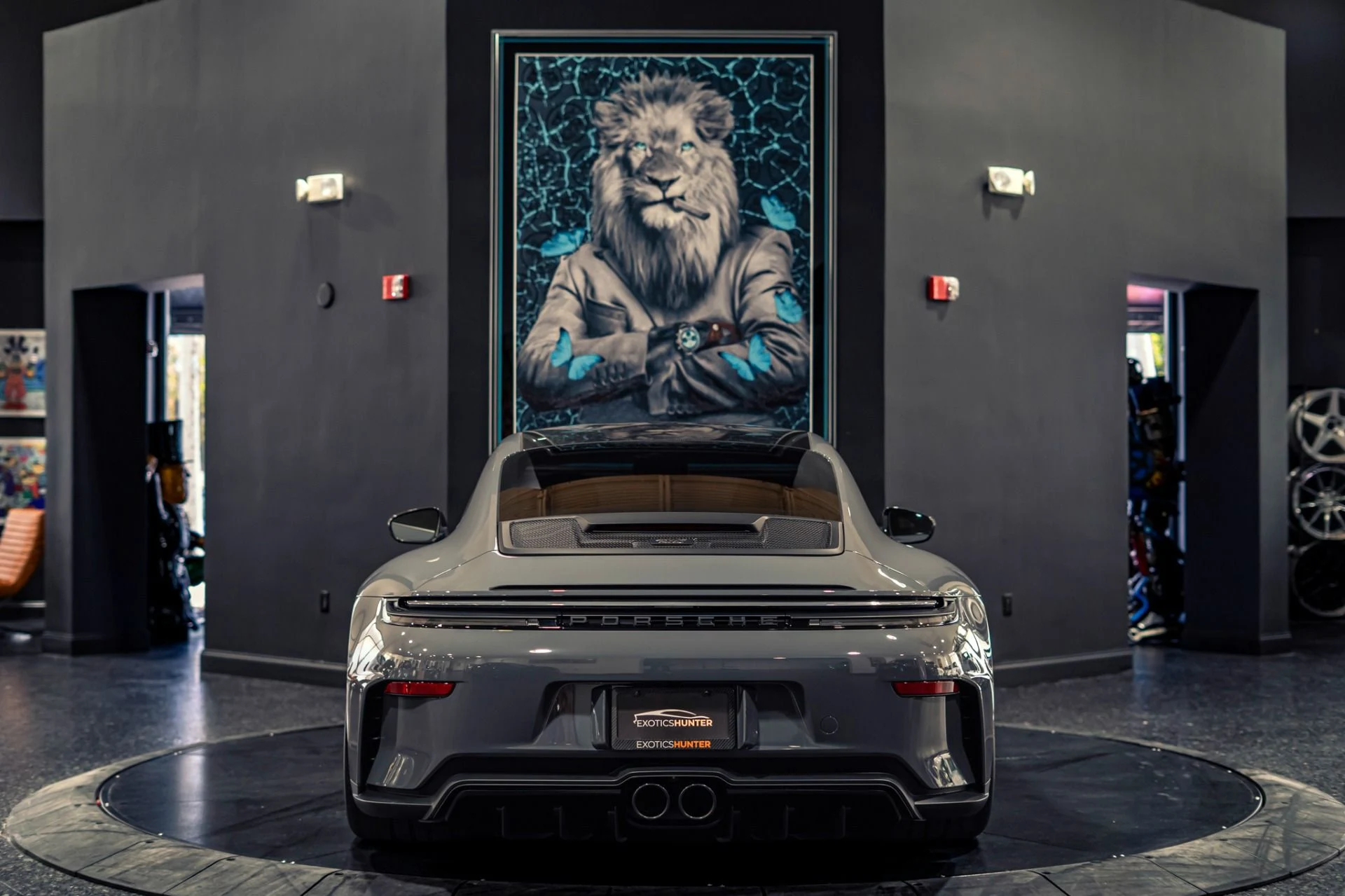 mph032_3769411030_Used_2026_Porsche_911_GT_3_Touring_Lightweight_Package_1776110091_a448cff9ff