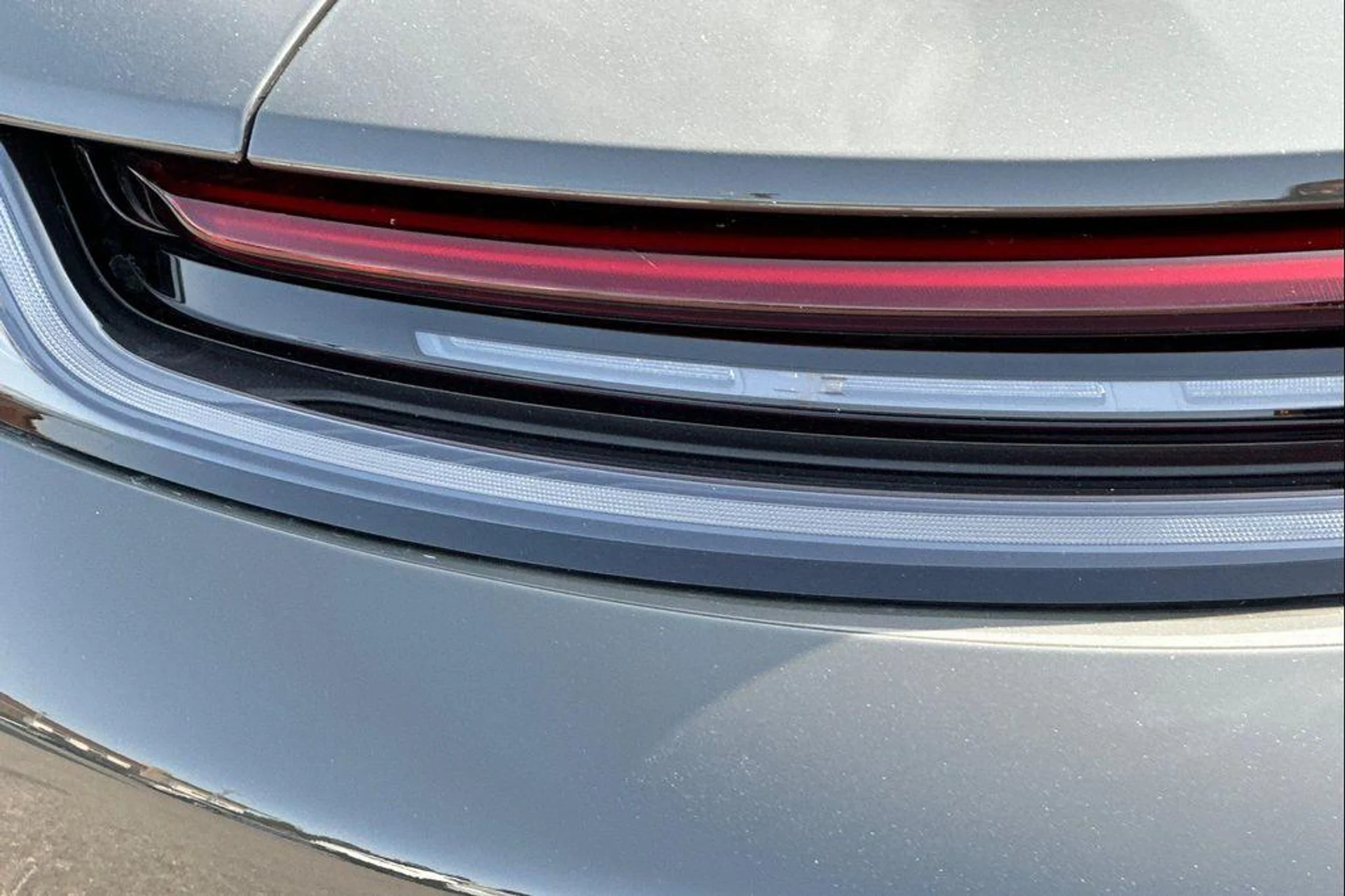 mph032_3770788922_g_Iu_Veuk_L5_Jdi7jq2qp_Mxj_Y_Ixm_E_938b97d61e