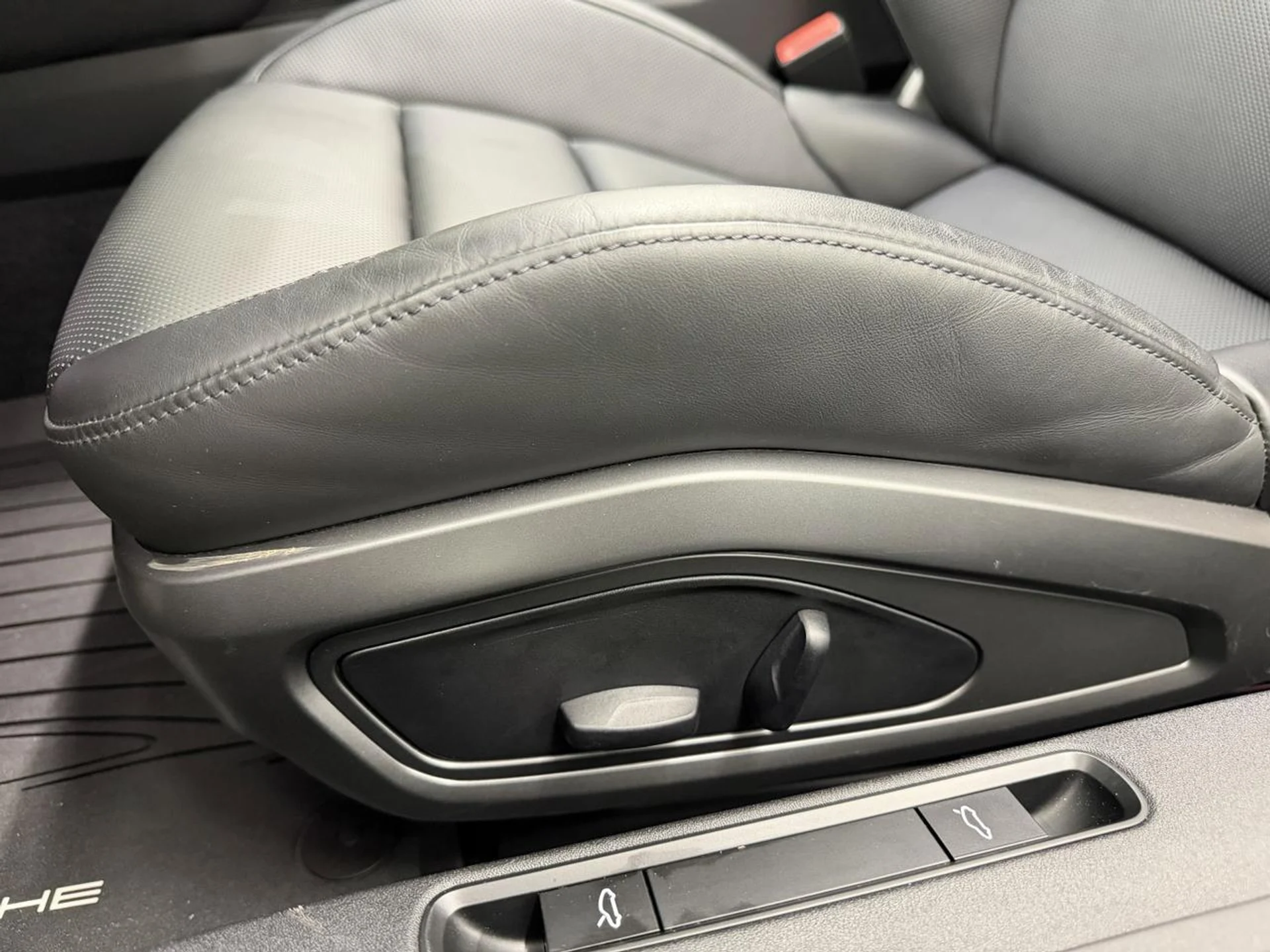 mph032_3782923874_cc4cc21afad45c46d7775533bab69c6a_8bd80d7c74