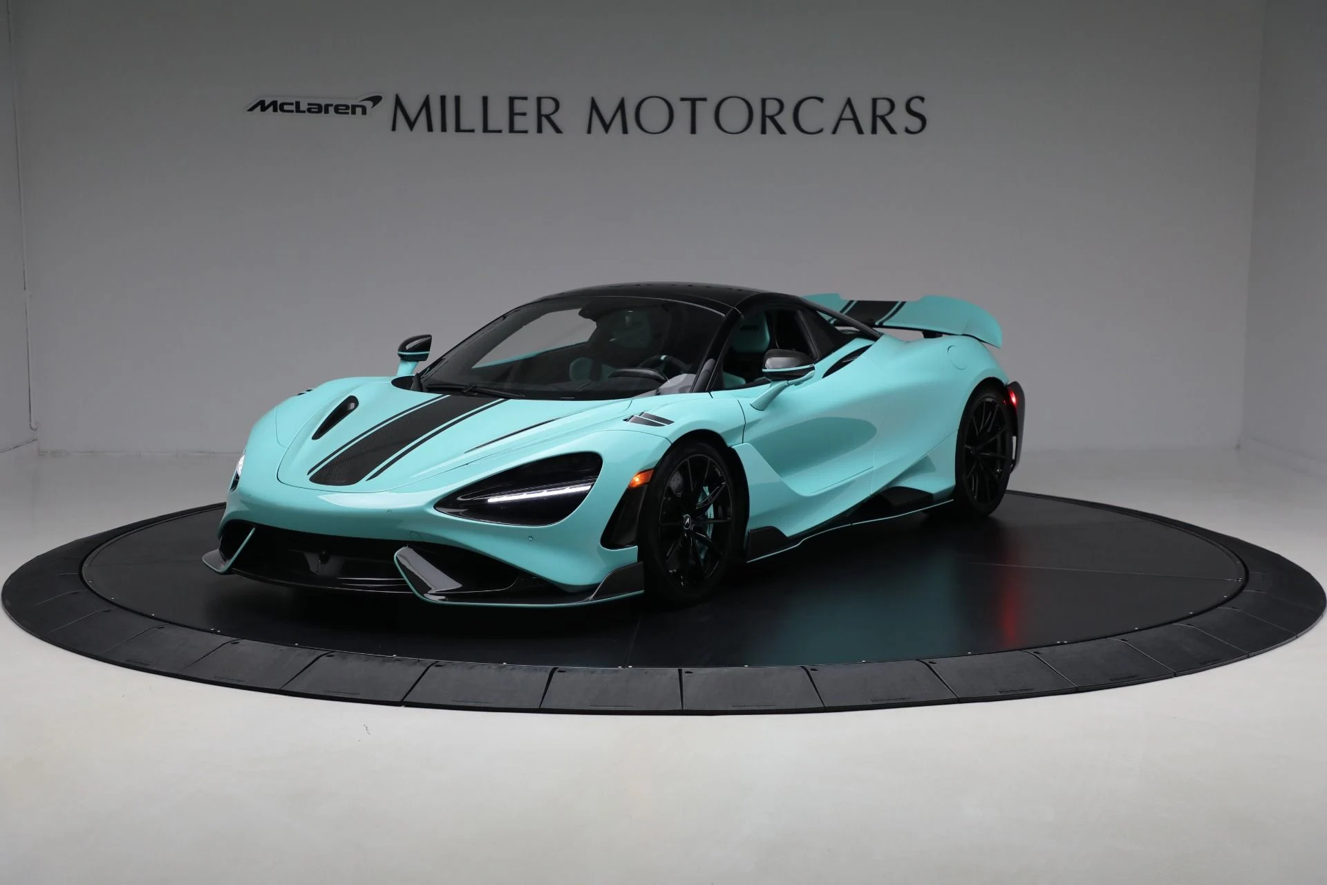 mph032_3788534463_Used_2022_Mc_Laren_765_LT_Spider_8d97213d92