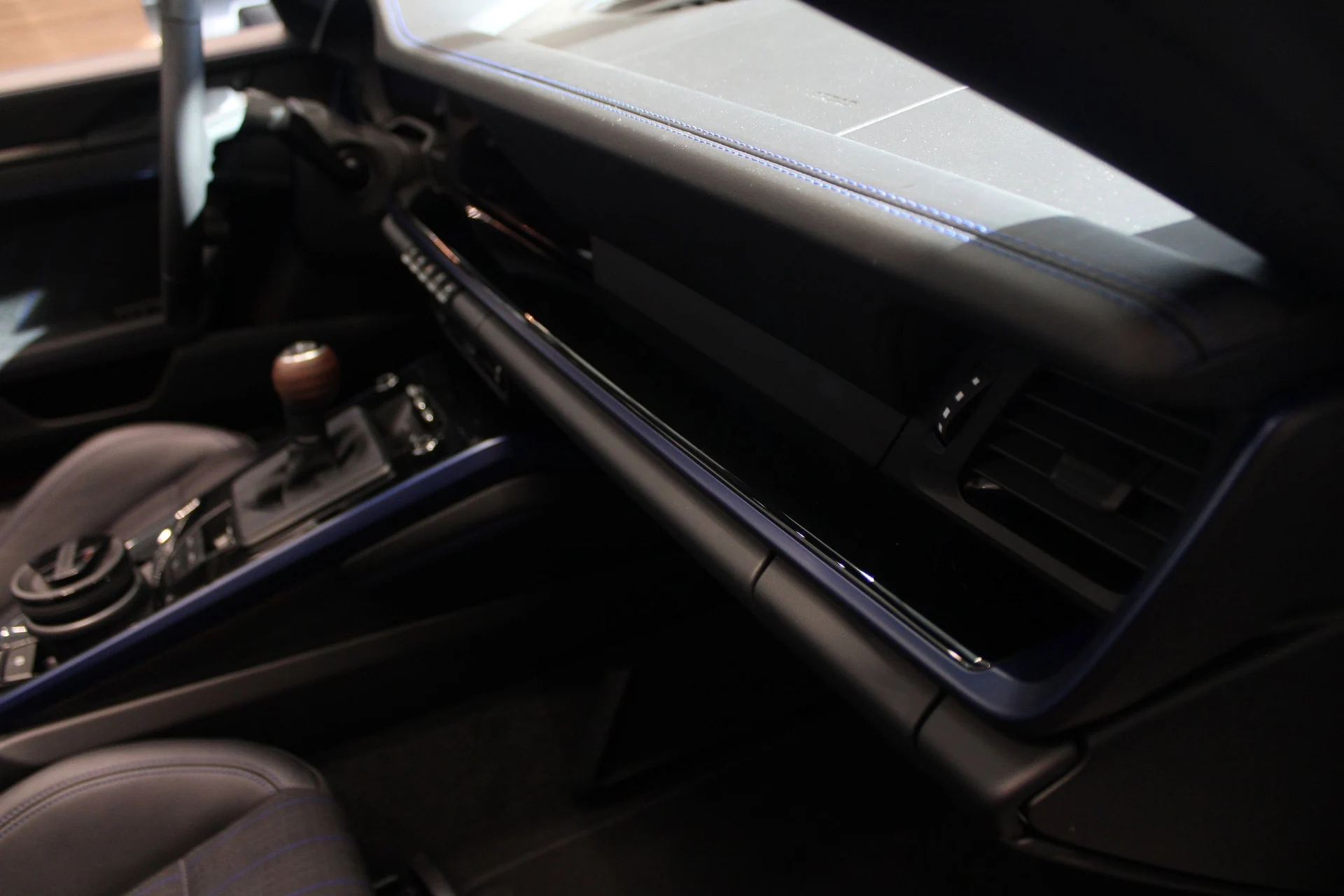 mph032_3792758041_03032d7f7db55adc4a48f69c09e81f0dx_0d924bee3a