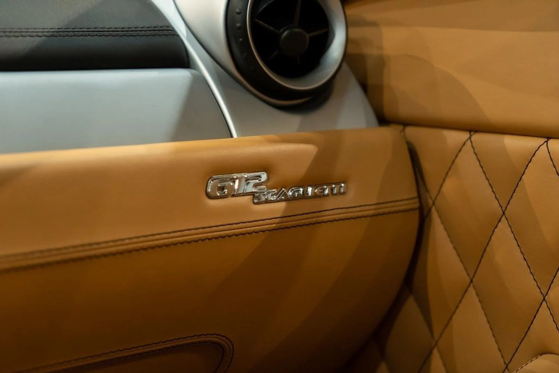 mph032_3793057059_087678b4027d7f9224ab09ea7015a1e8_086b3231f4