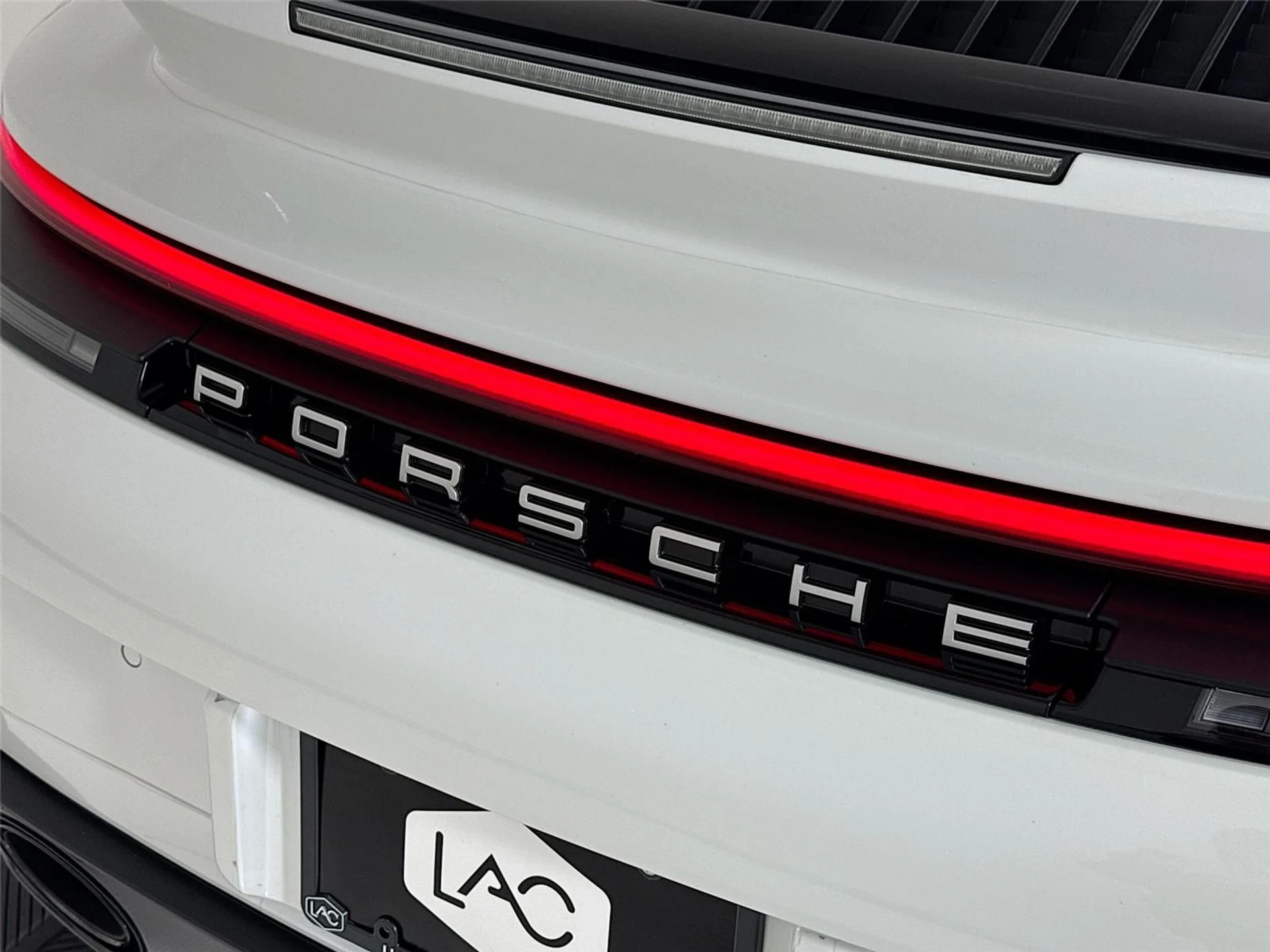 mph032_3793781763_52e953bf801edbef968ccaca2c236bab_7253fa4008