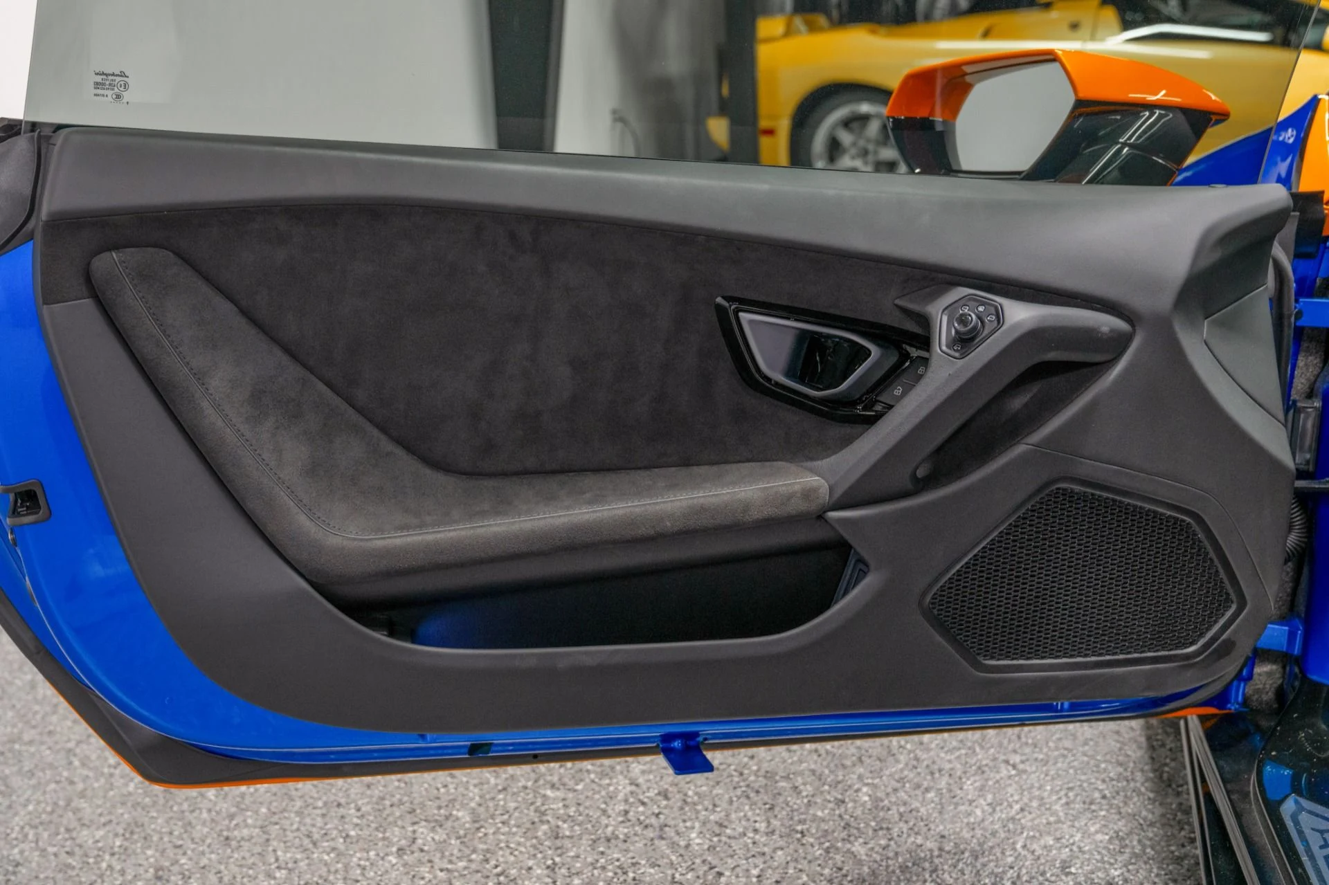 mph032_3814718860_Used_2020_Lamborghini_Huracan_EVO_GT_Celebration_Edition_One_of_36_Built_Squadra_Corse_Livery_1767973648_6aa2a35fc6