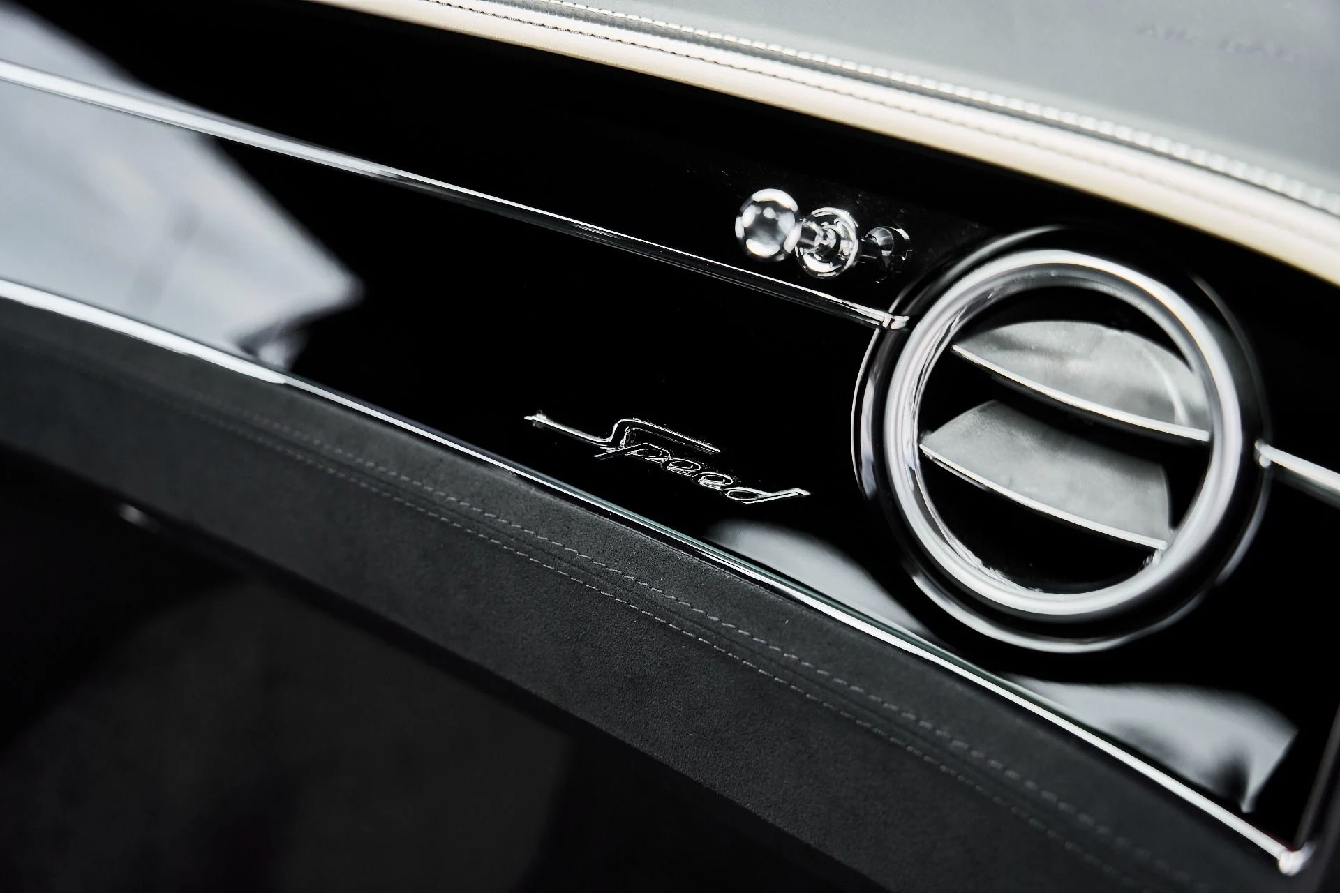 mph032_3824496812_Used_2025_Bentley_Continental_GT_Speed_1777077753_7fa6882bfc