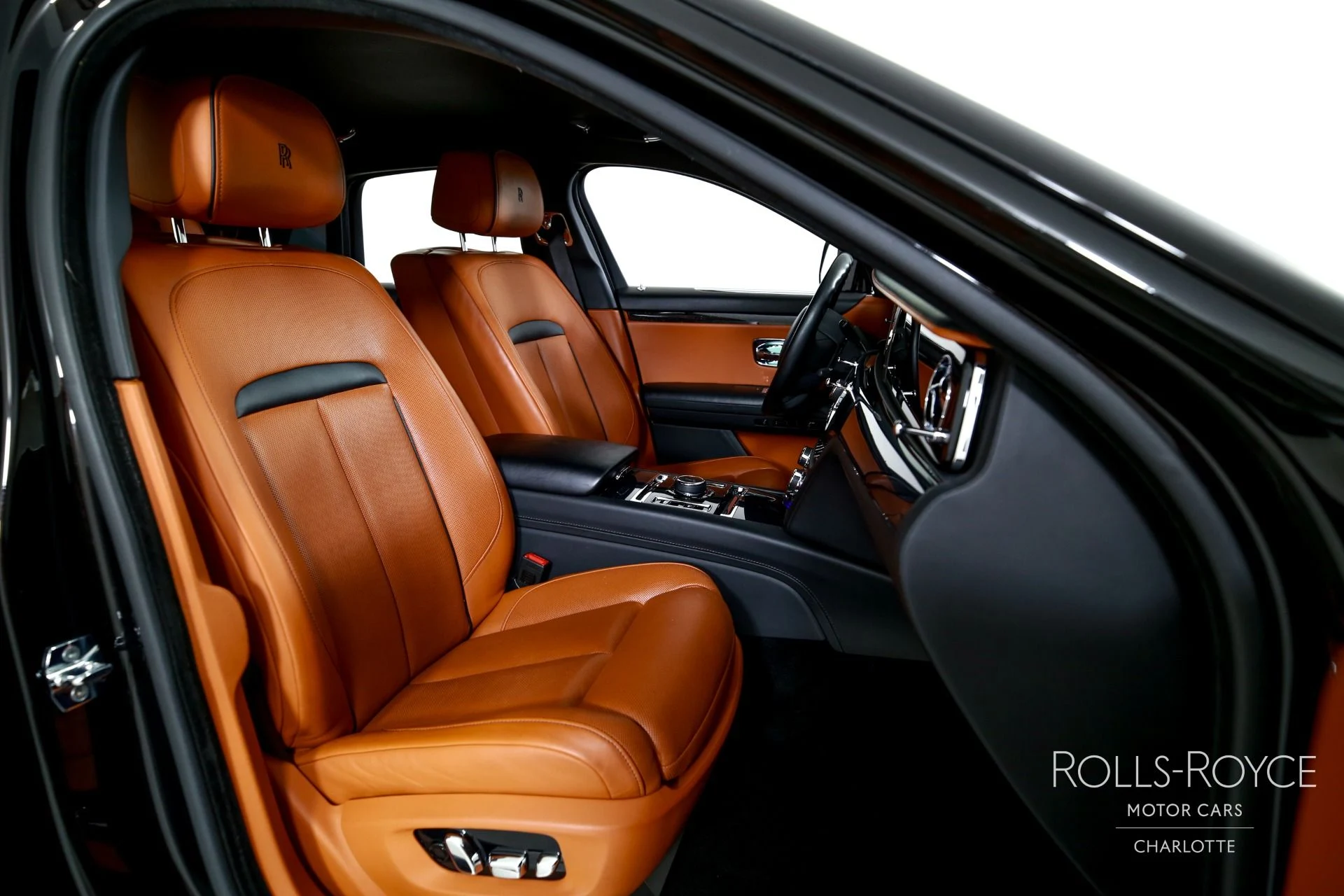 mph032_3826449732_Used_2021_Rolls_Royce_Ghost_1789147066_4addcda53c
