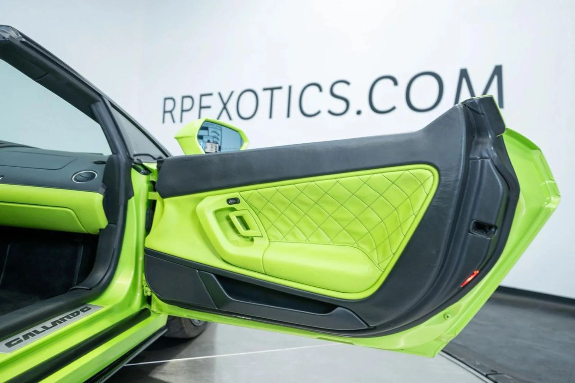 mph032_3826612984_1ddf2def18a8de40e49c0b80a3c8efa1_533292ee8b