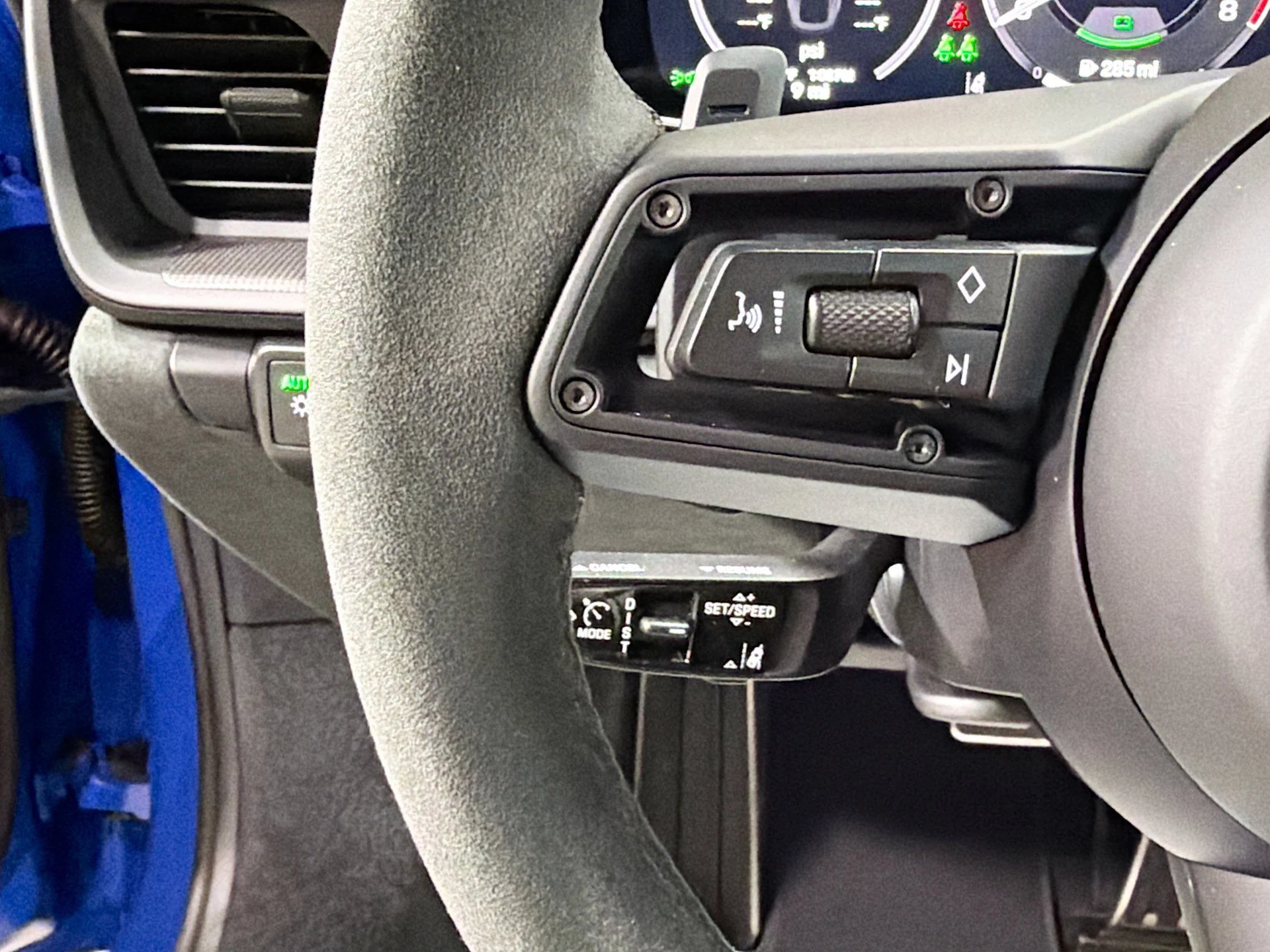 mph032_38286367_e7a52bd57e133d57dee06fcc4857f69a_5750e0faa2